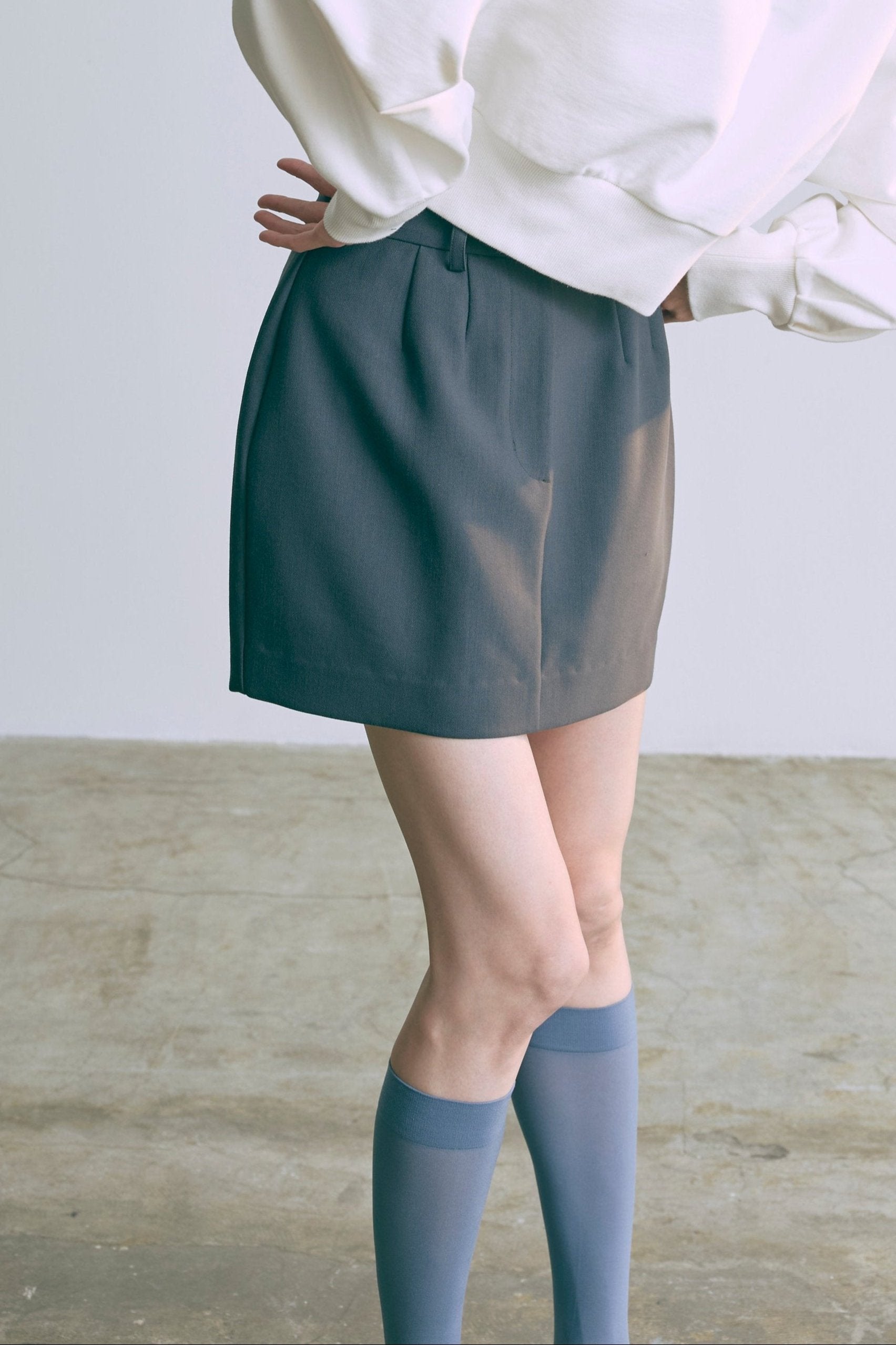 着用カラー:チャコール モデル身長:174cm