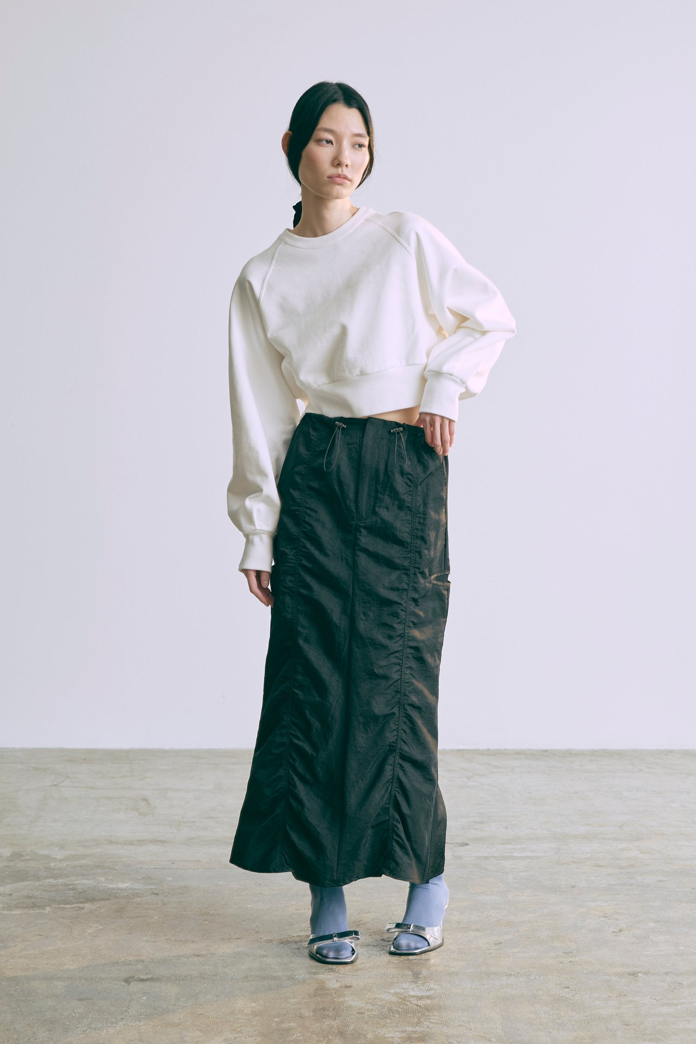 着用カラー:オフホワイト モデル身長:174cm