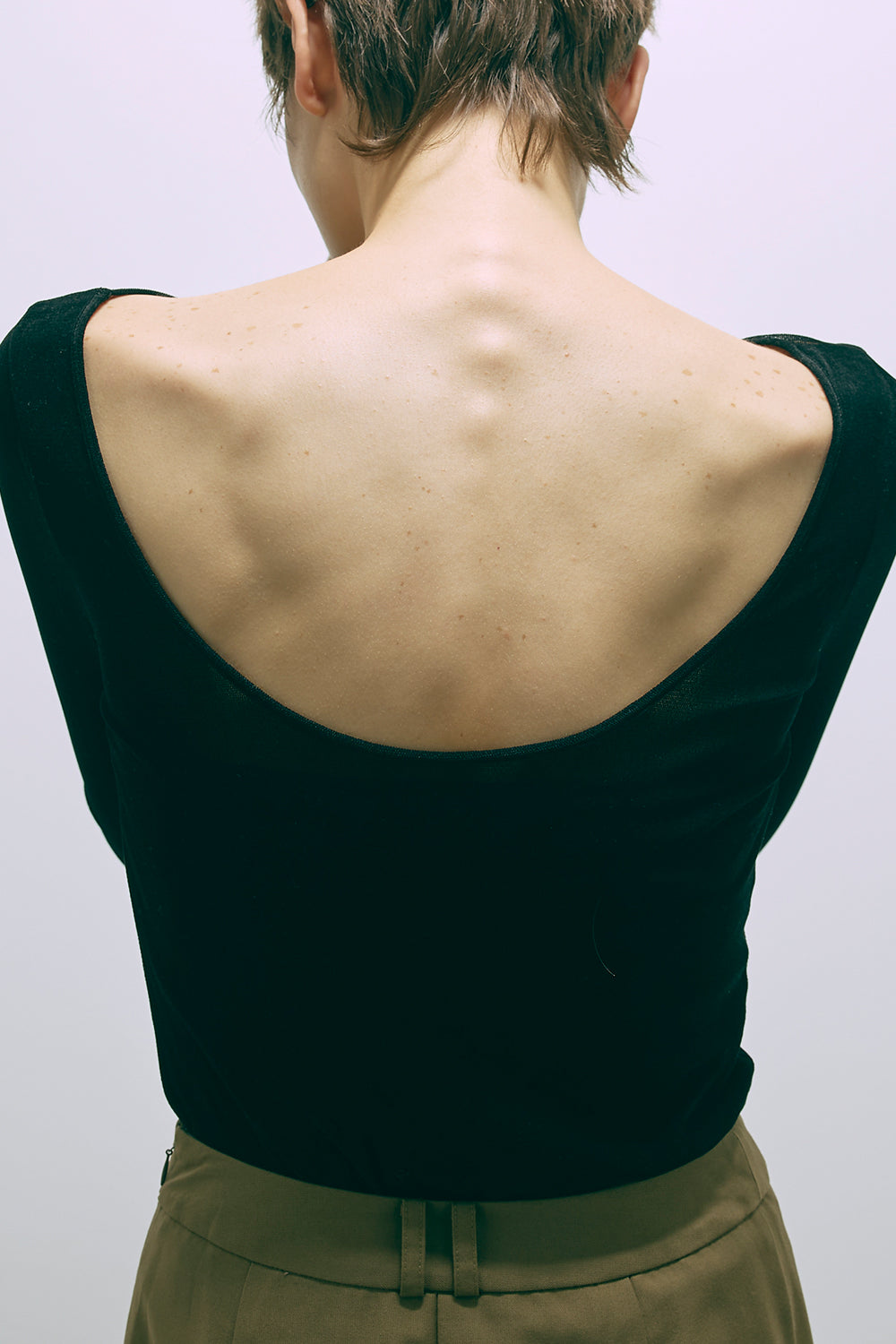 着用カラー:ブラック モデル身長:178cm