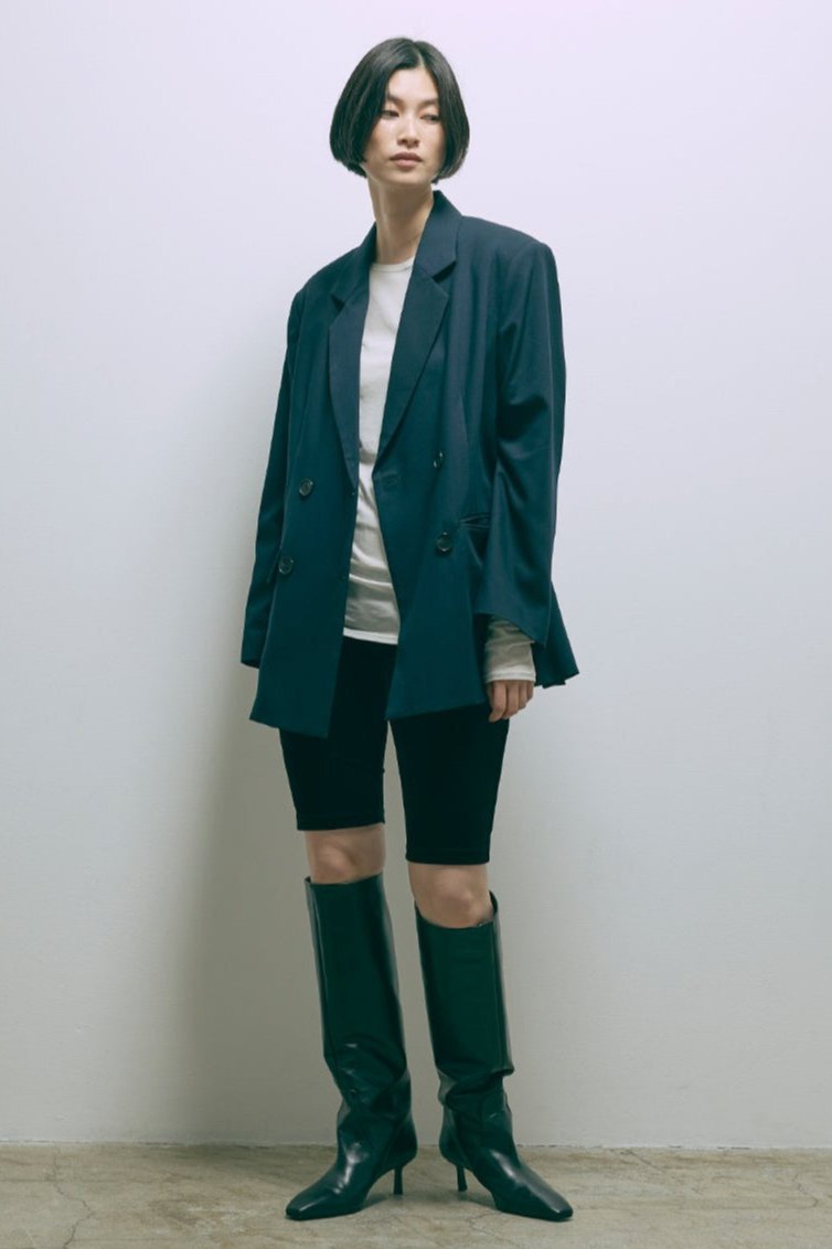 着用カラー:ブルー モデル身長:170cm