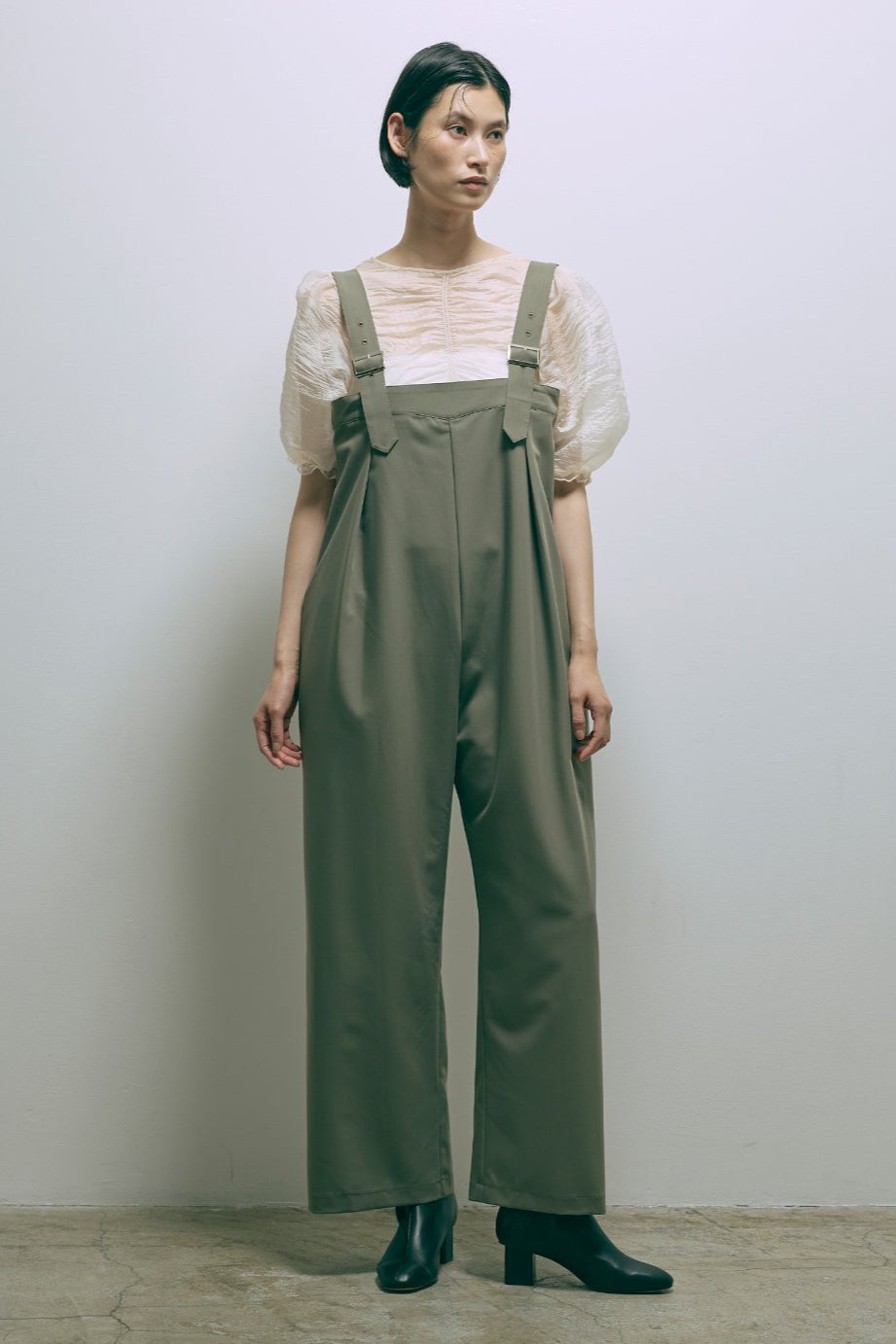 着用カラー:カーキ モデル身長:170cm