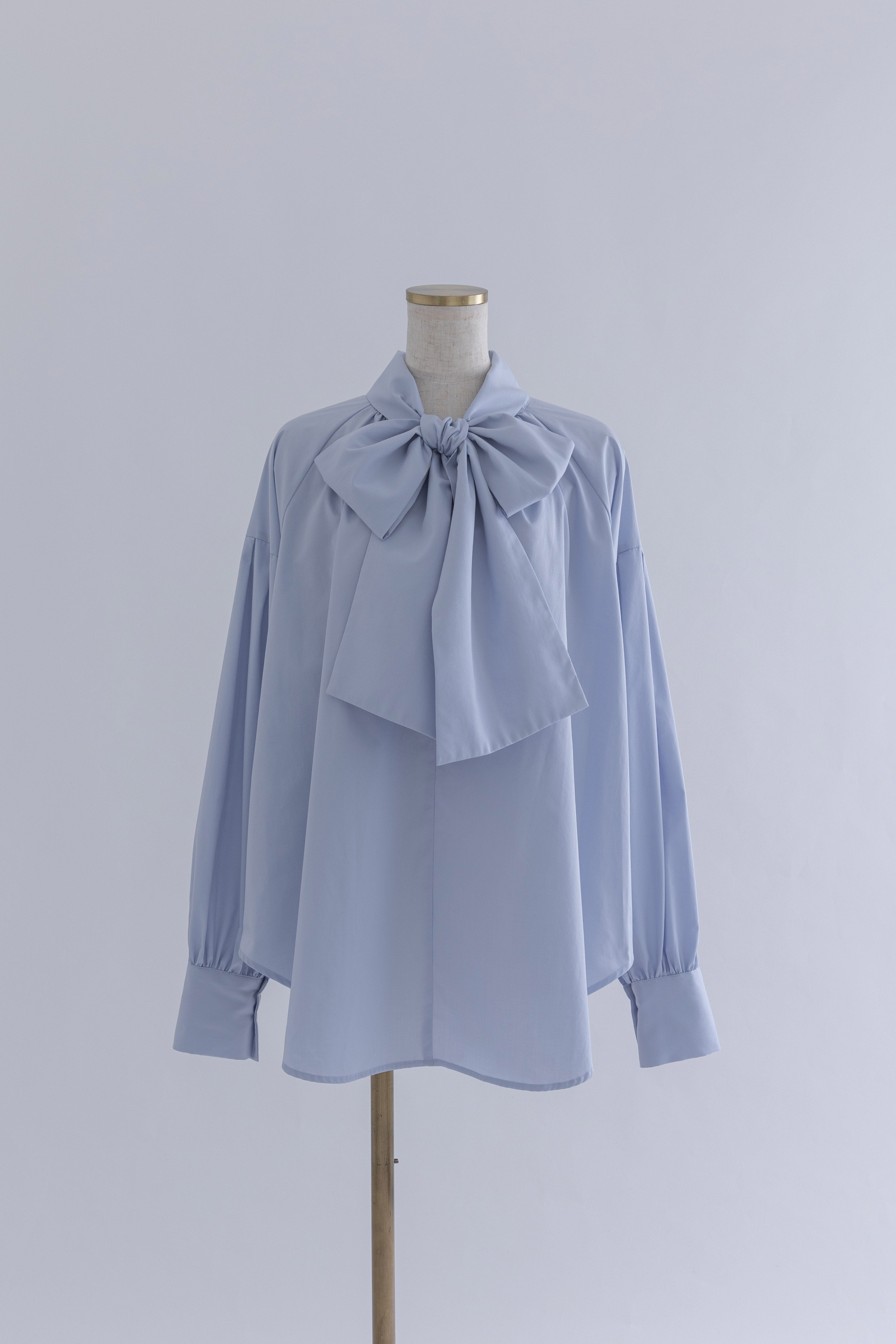 着用カラー:サックス