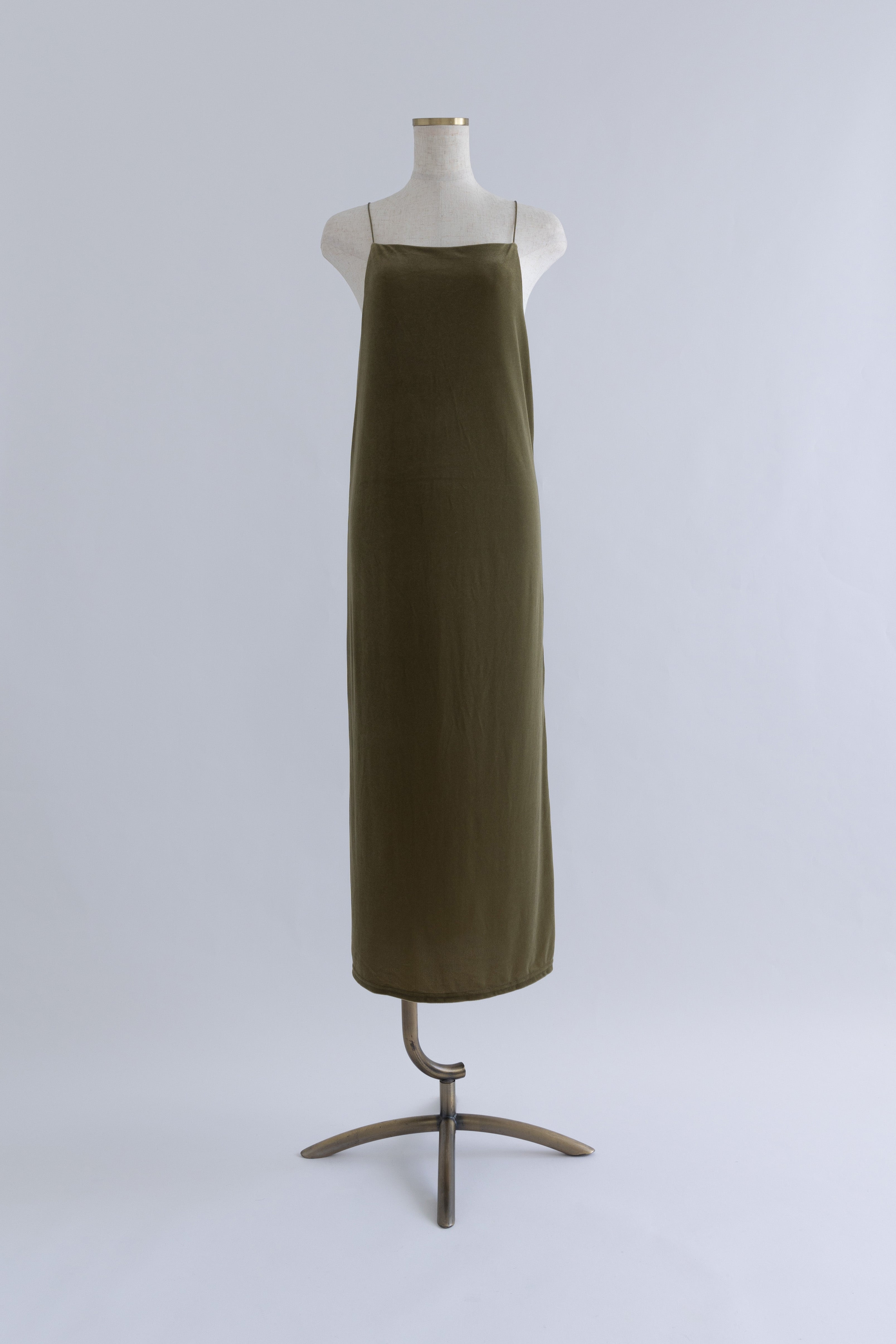 着用カラー:オリーブ