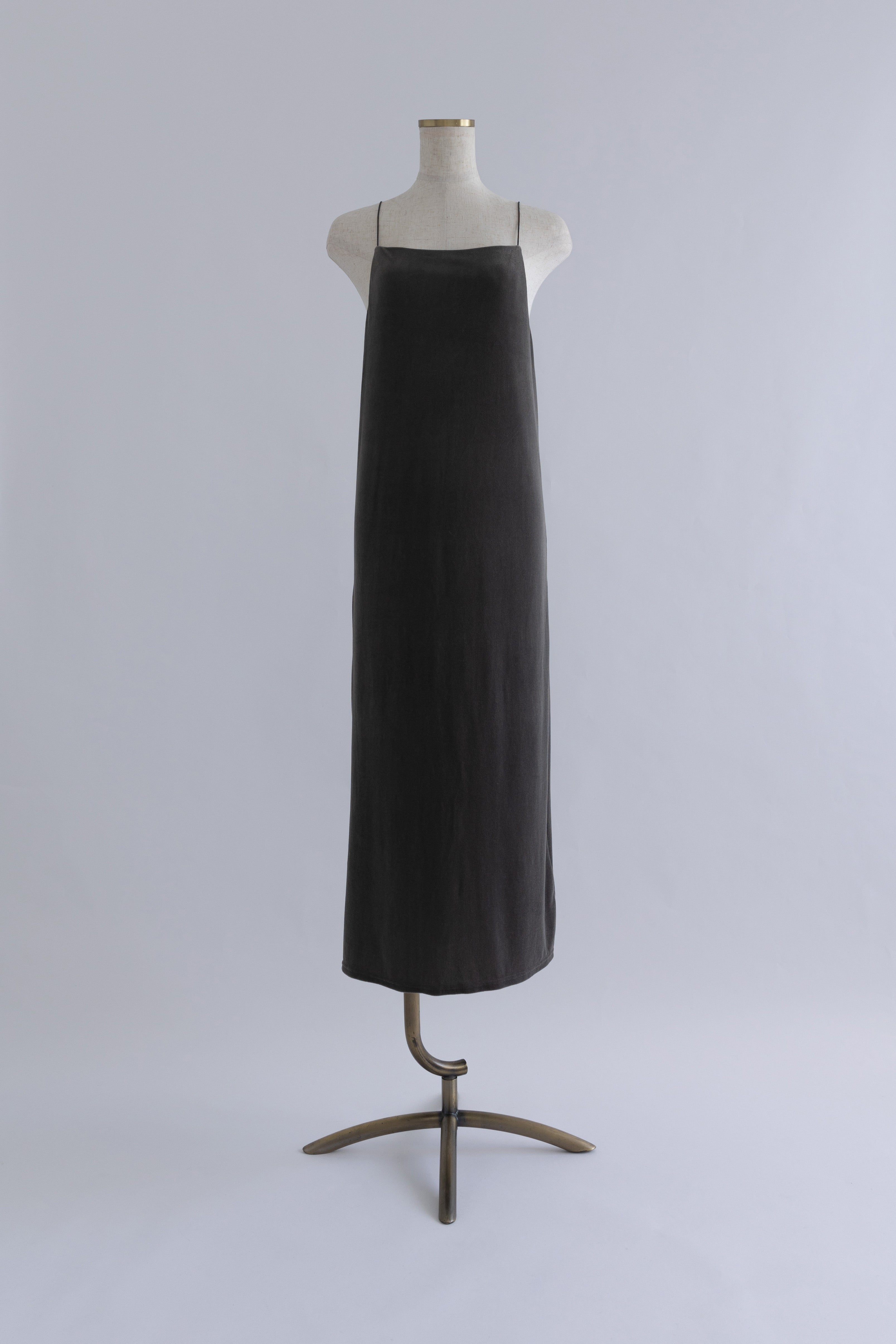 着用カラー:チャコール