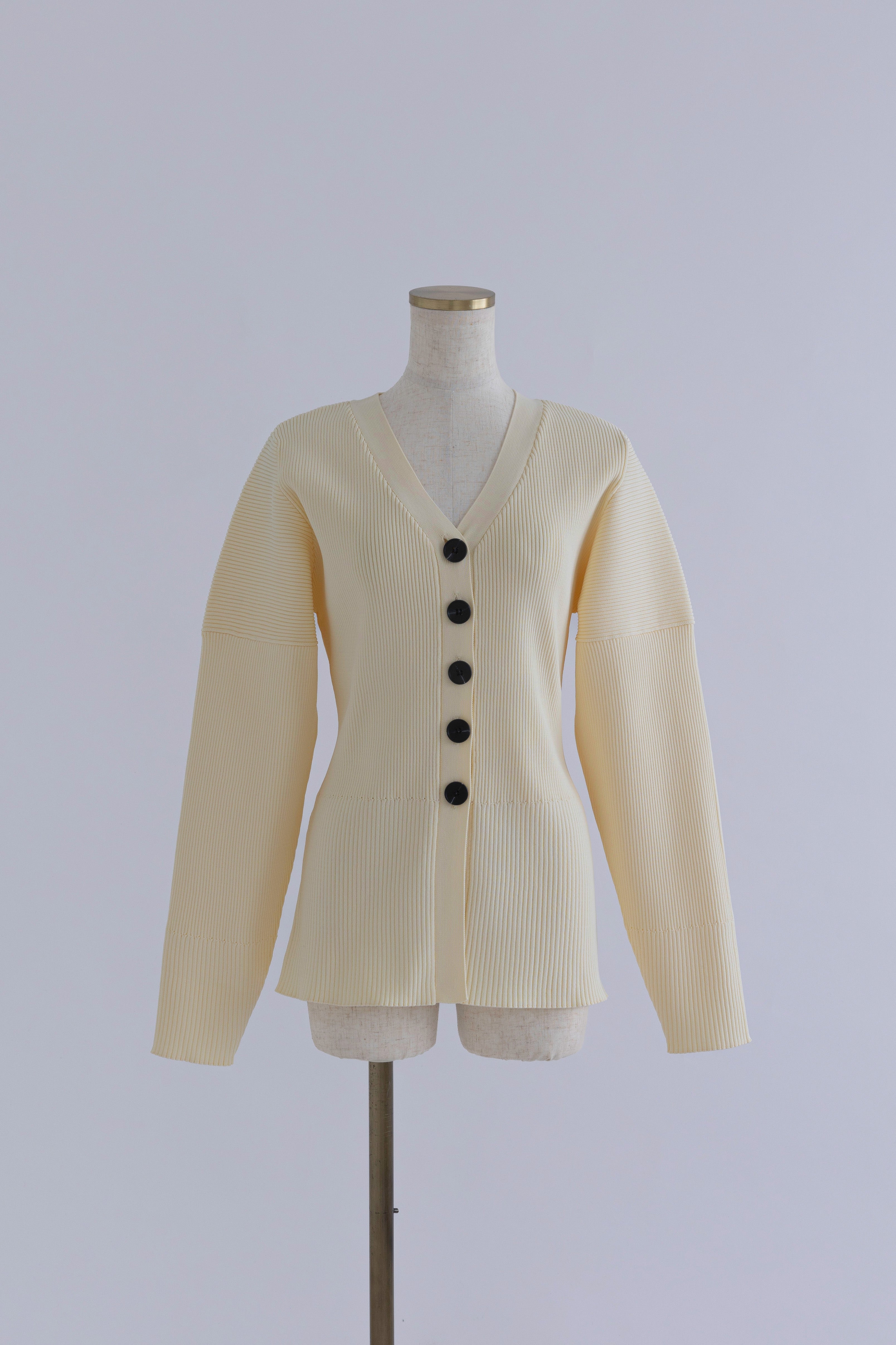 着用カラー:イエロー