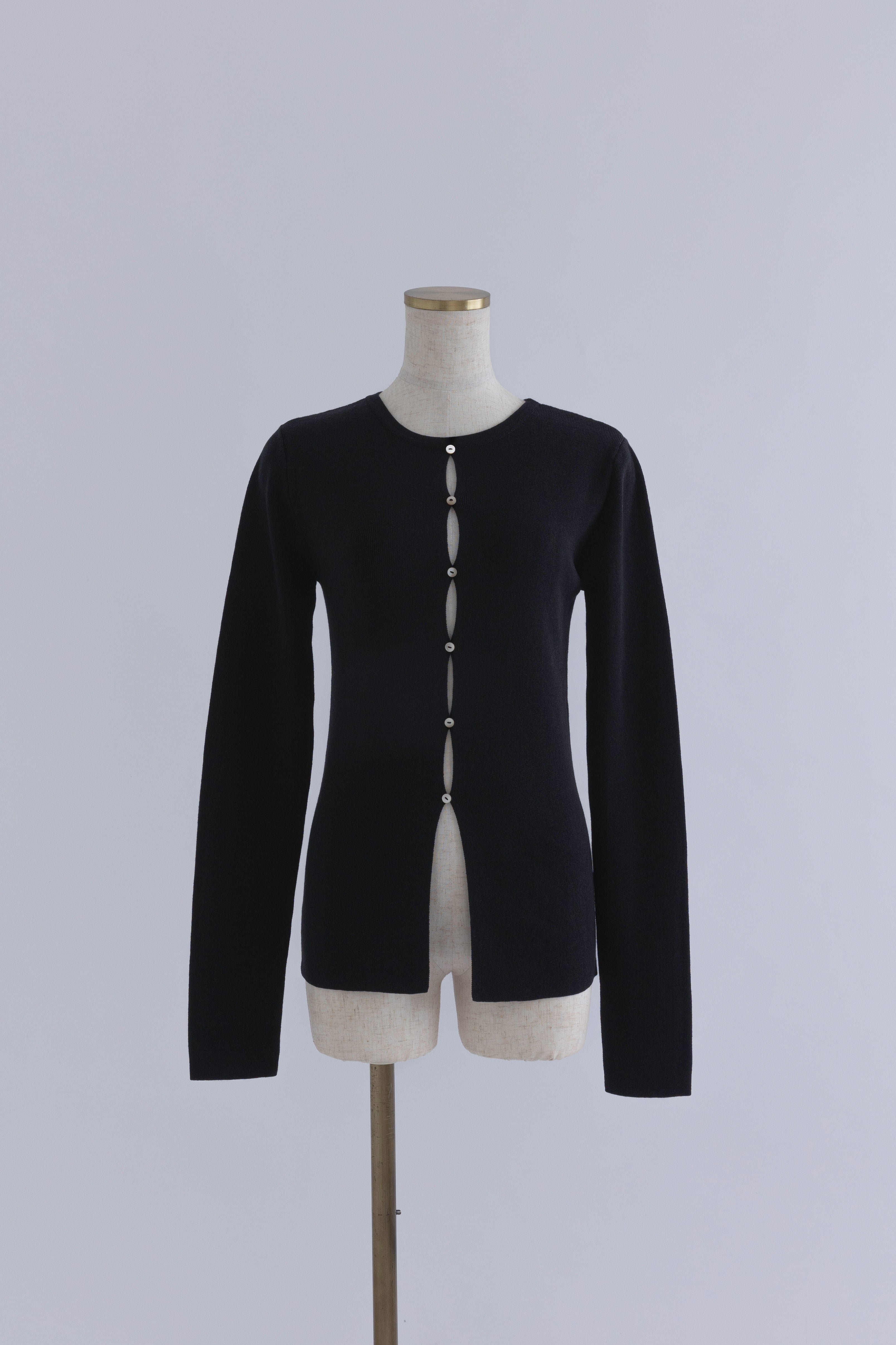 着用カラー:ブラック