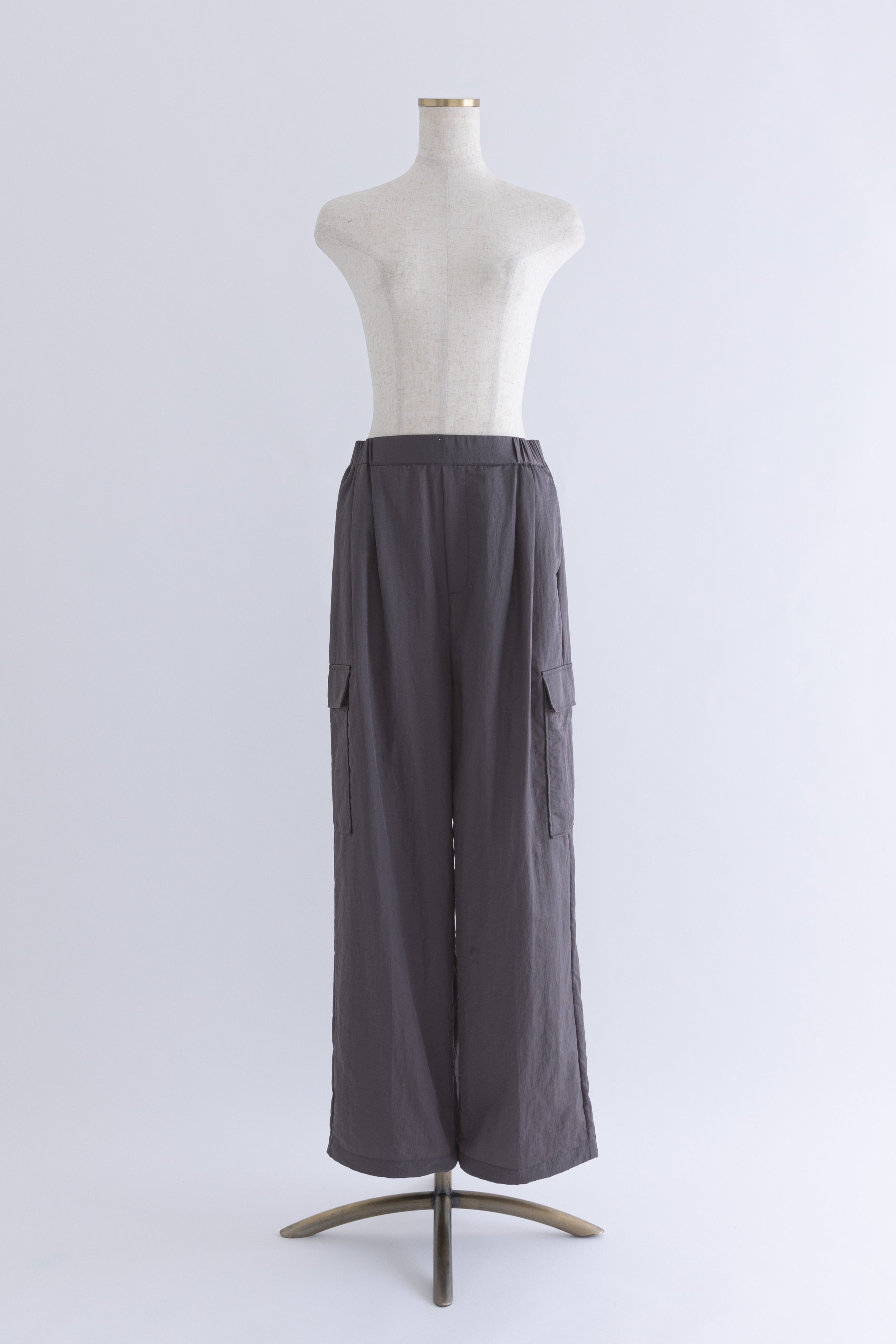 着用カラー:グレー