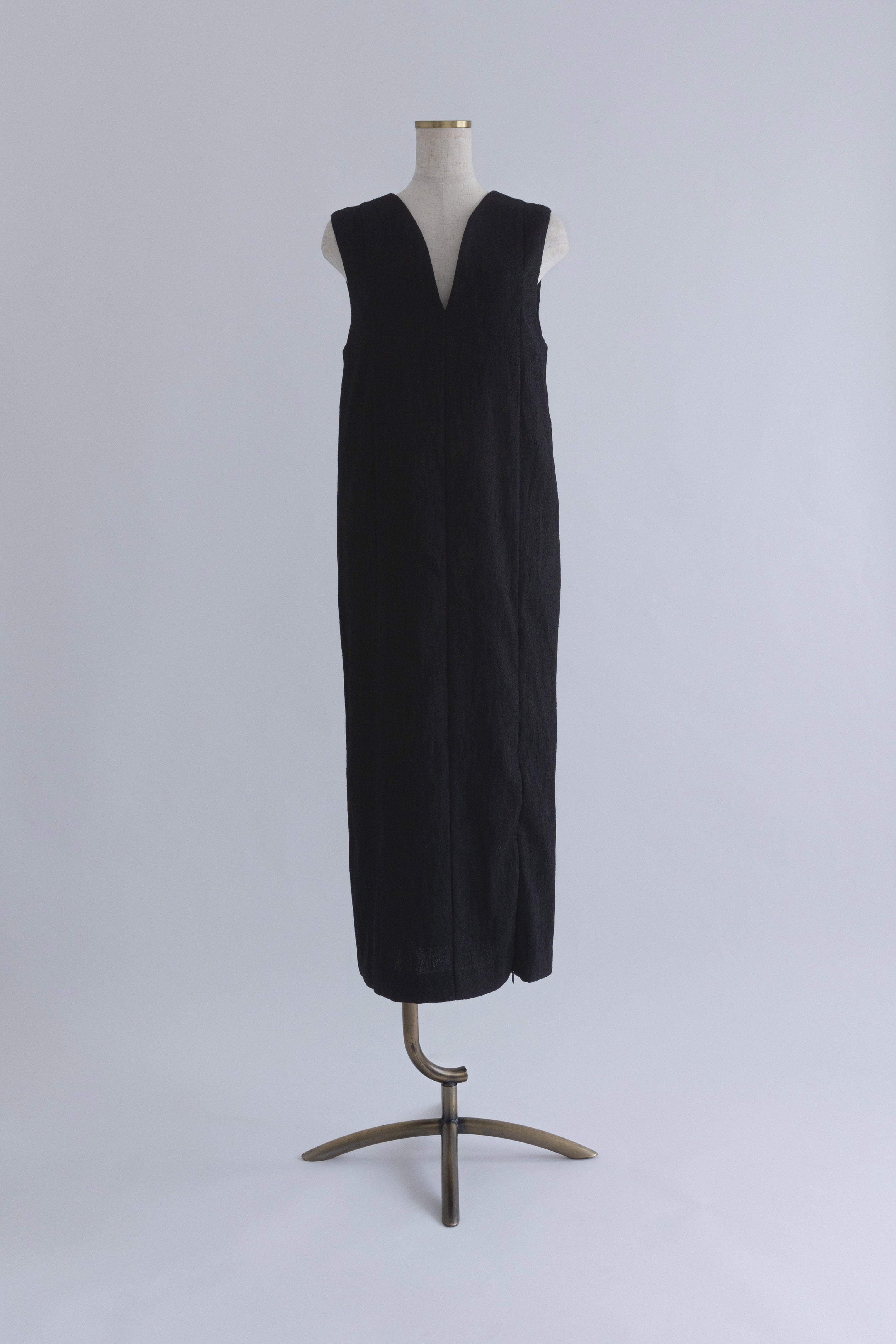 着用カラー:ブラック