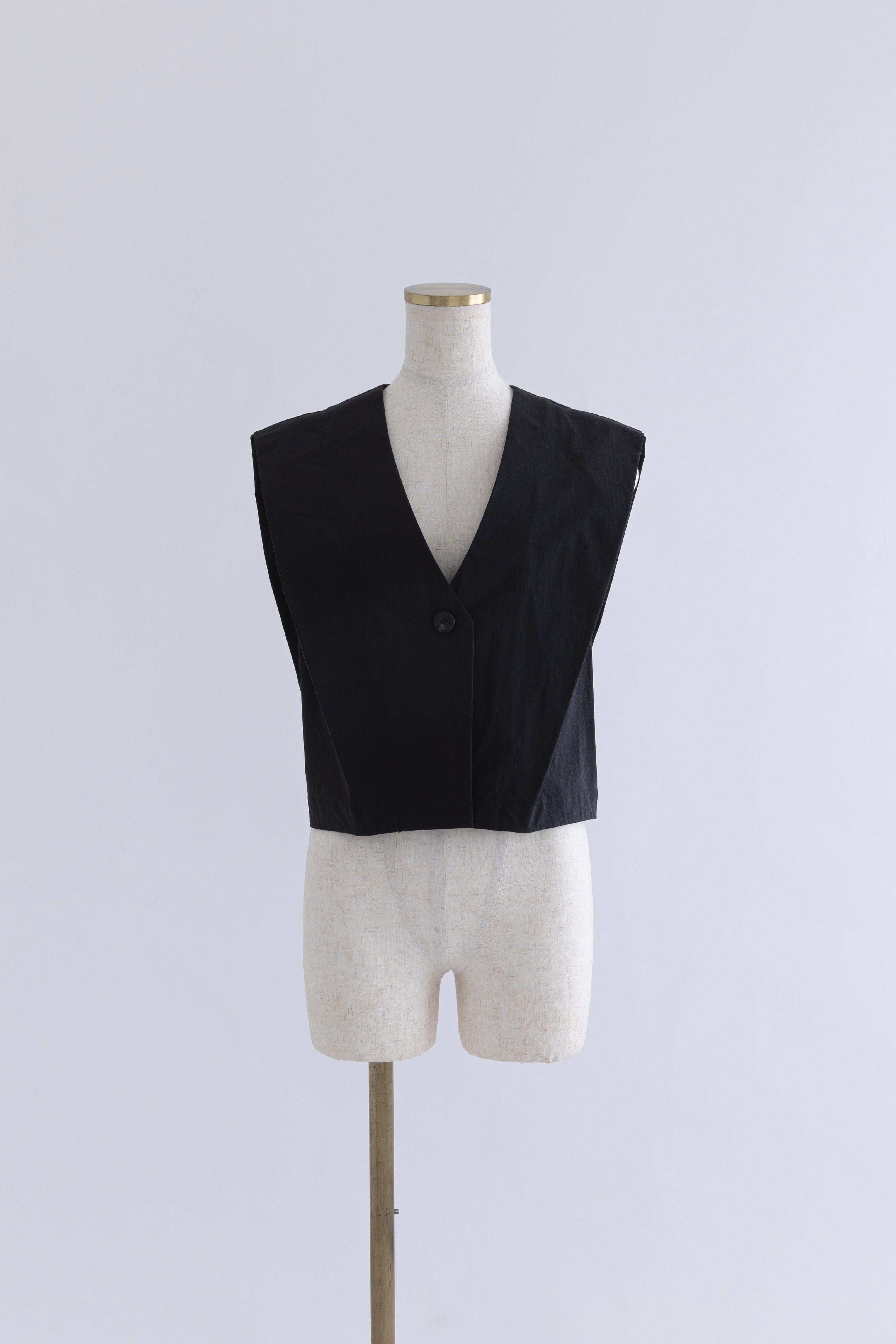 着用カラー:ブラック