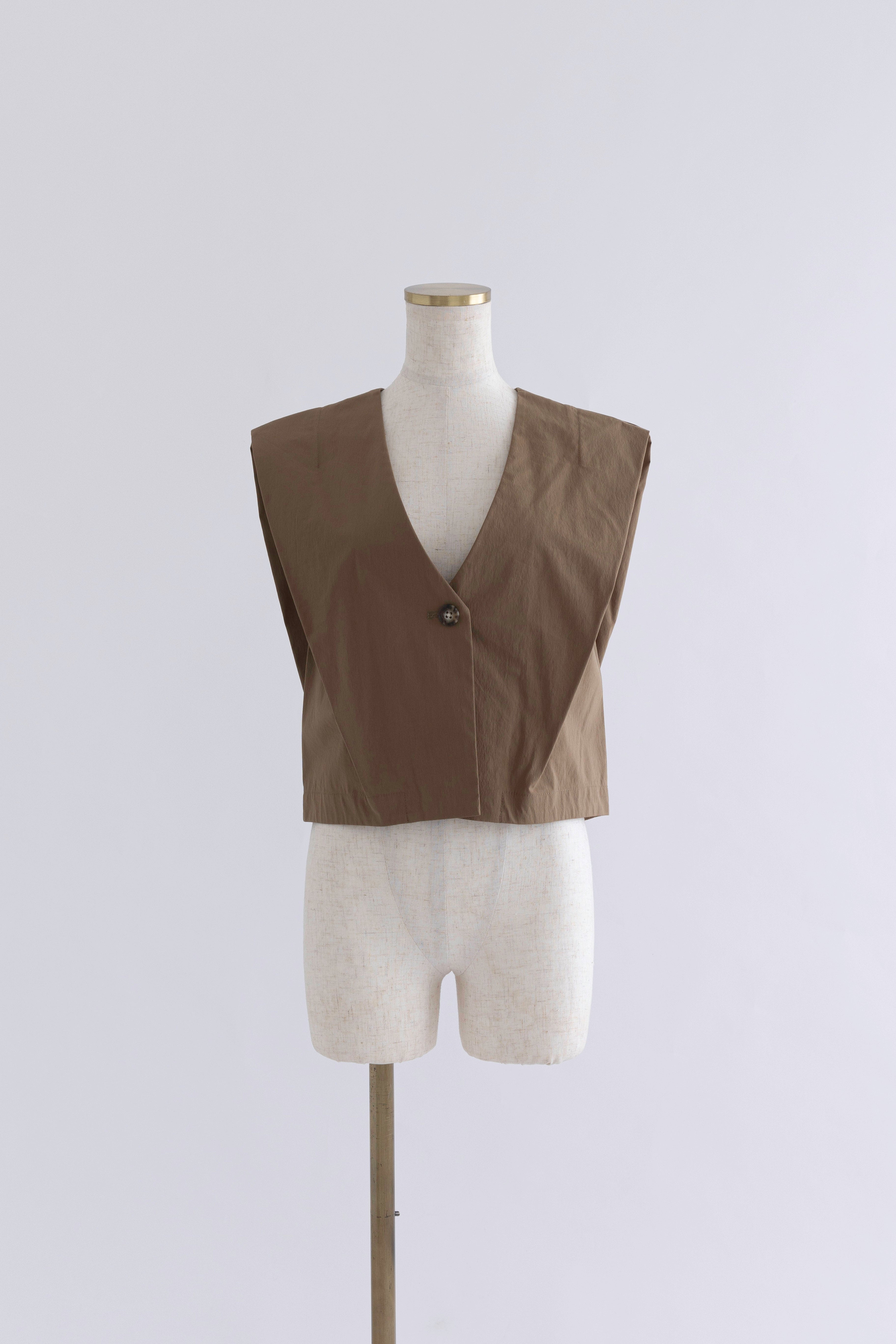 着用カラー:キャメル