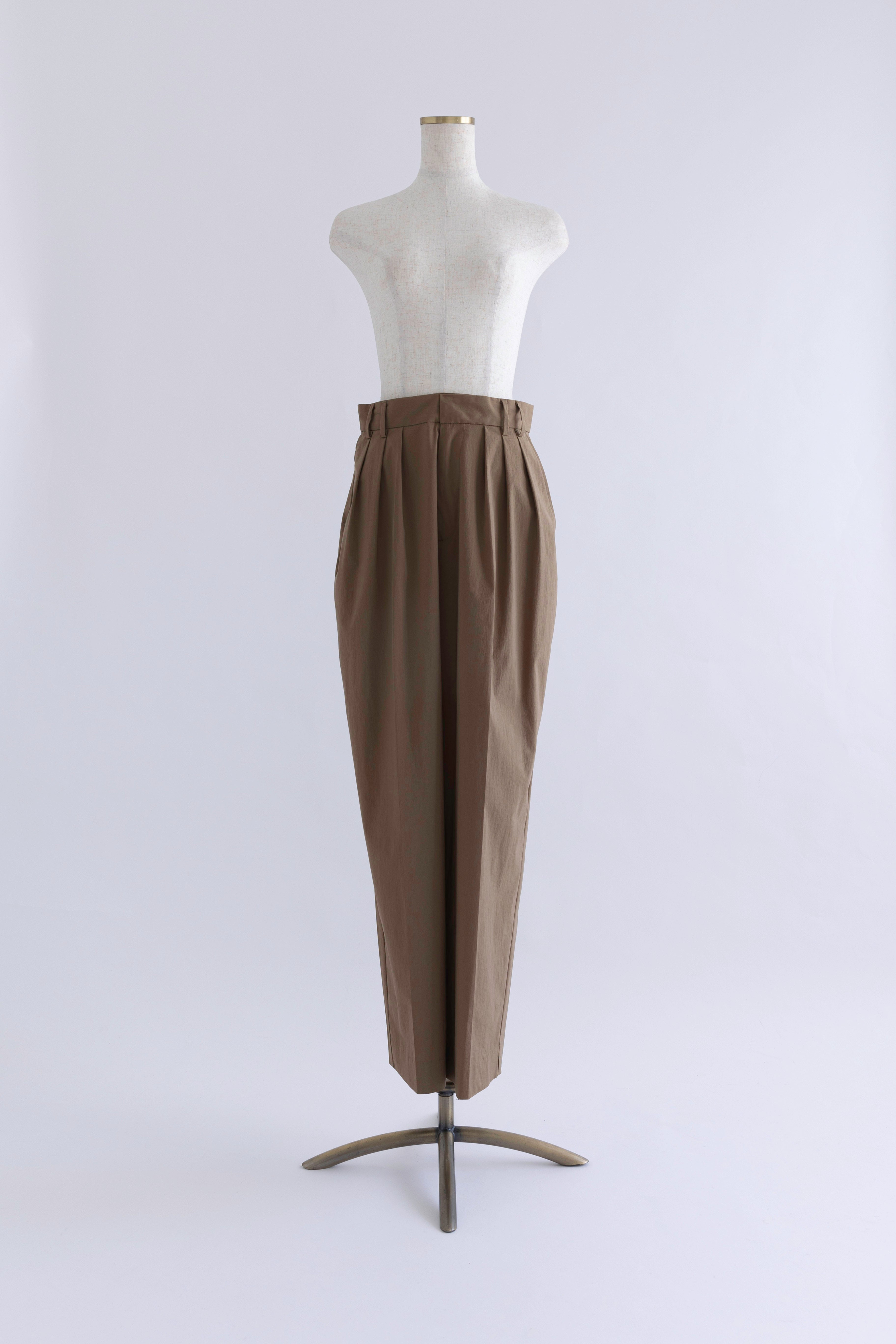 着用カラー:キャメル