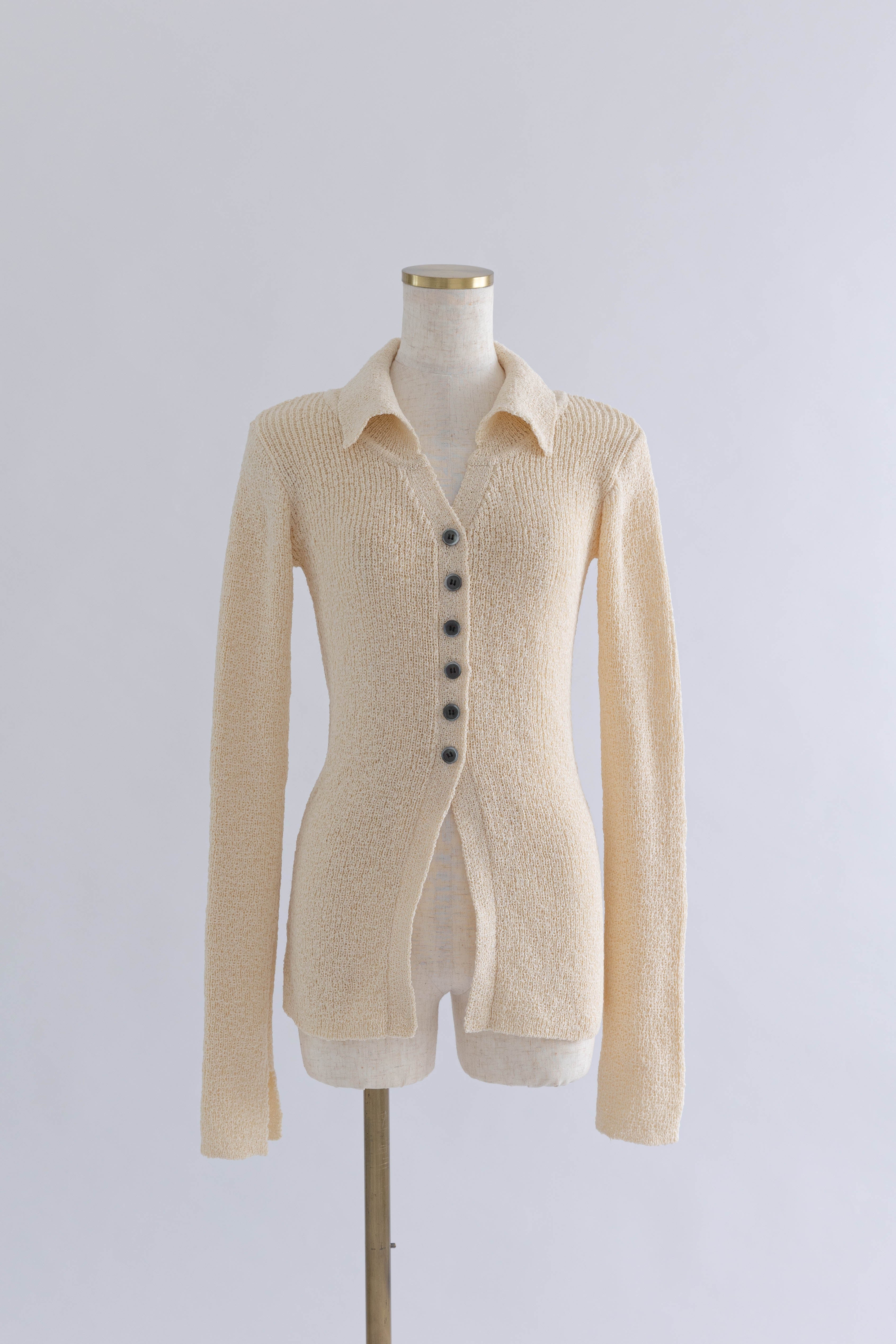 着用カラー:アイボリー