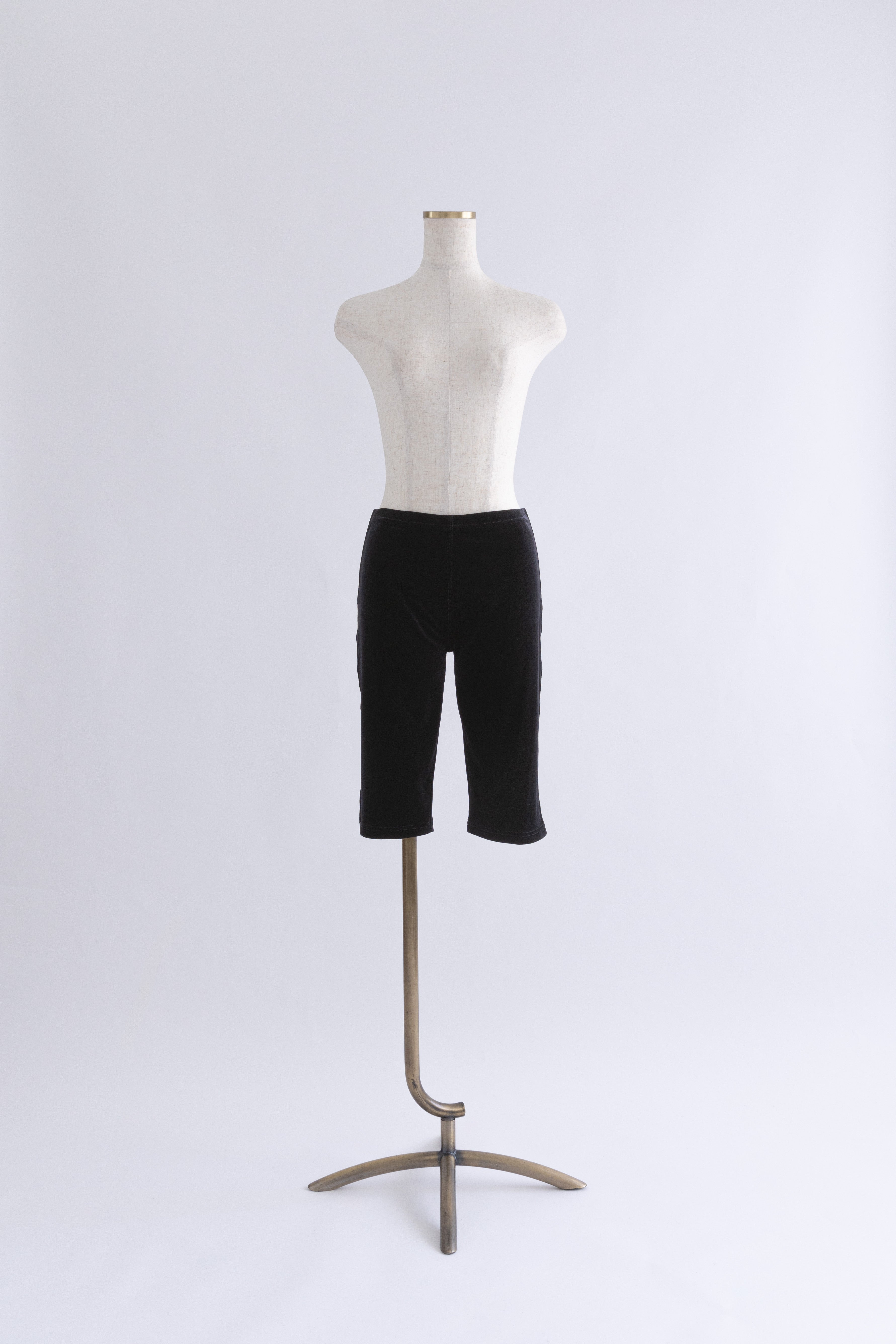 着用カラー:ブラック