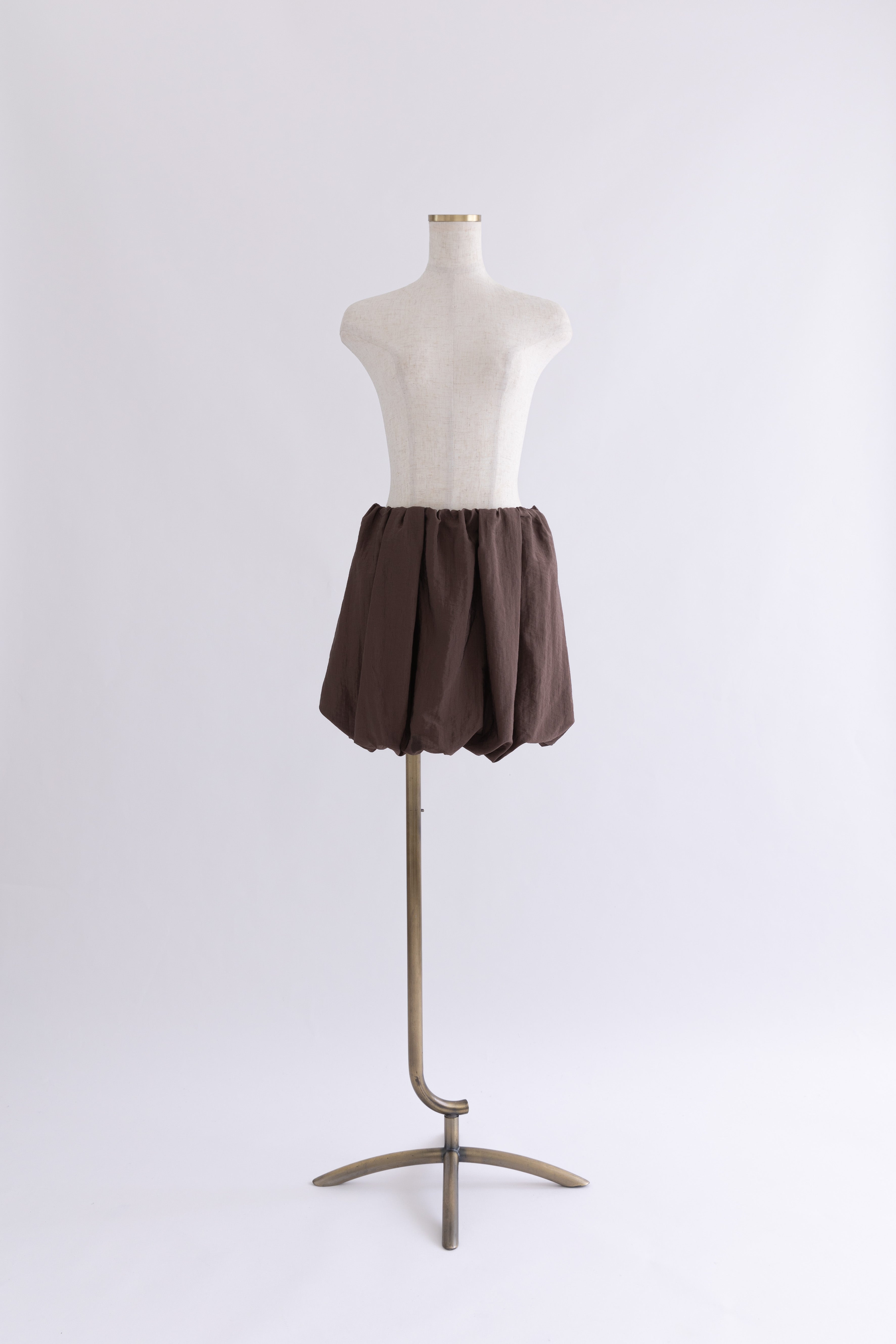 着用カラー:ブラウン