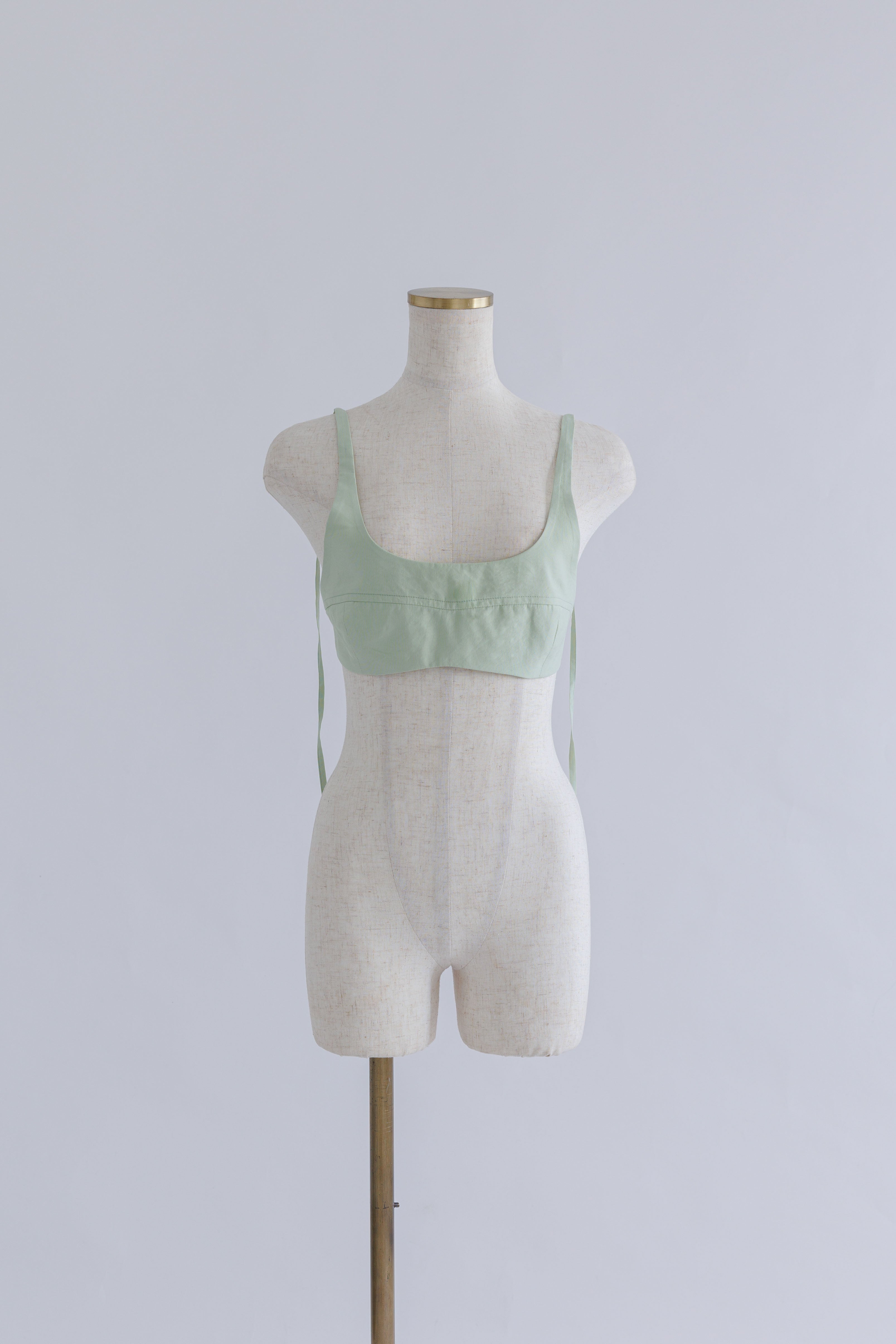 着用カラー:グリーン