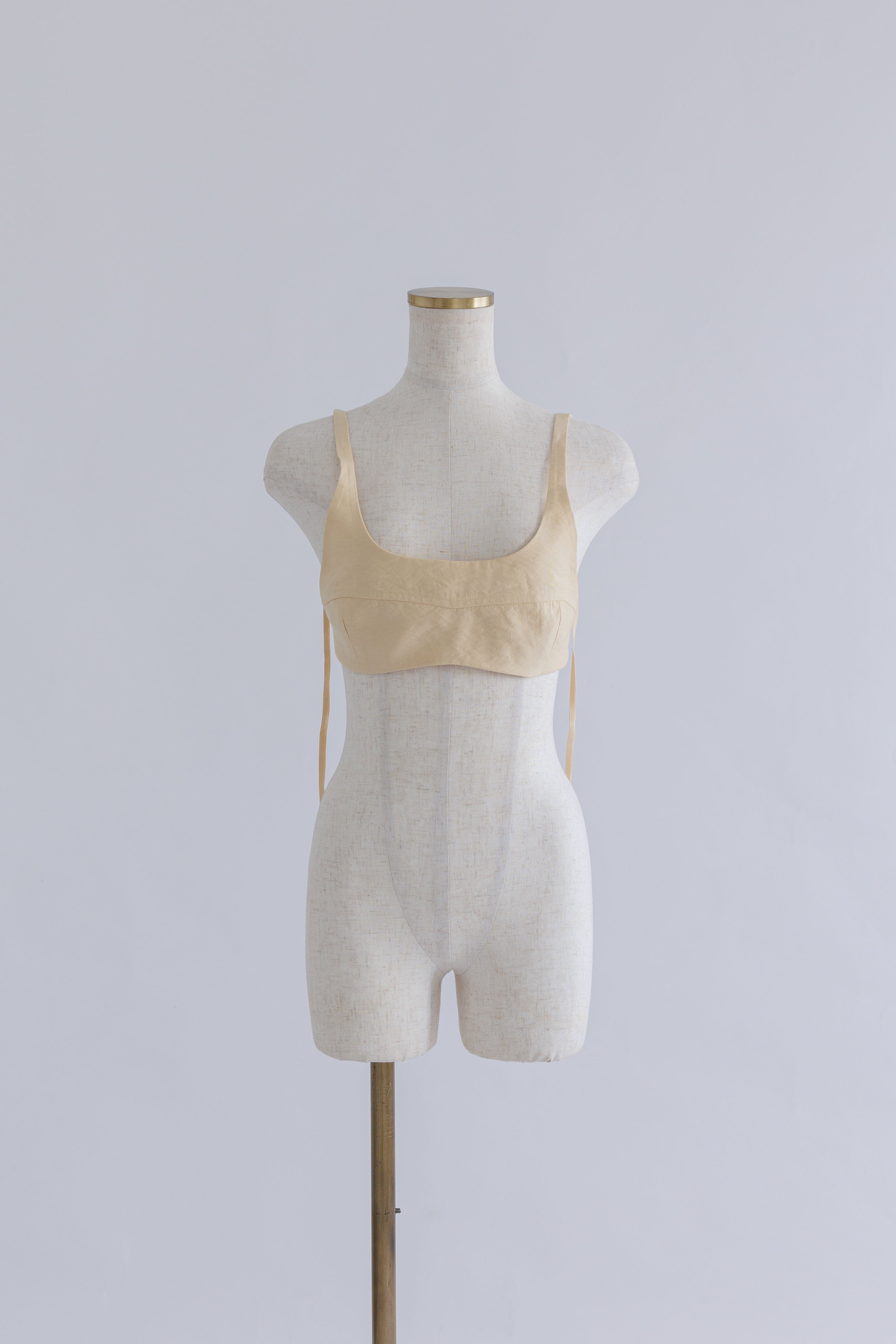 着用カラー:イエロー