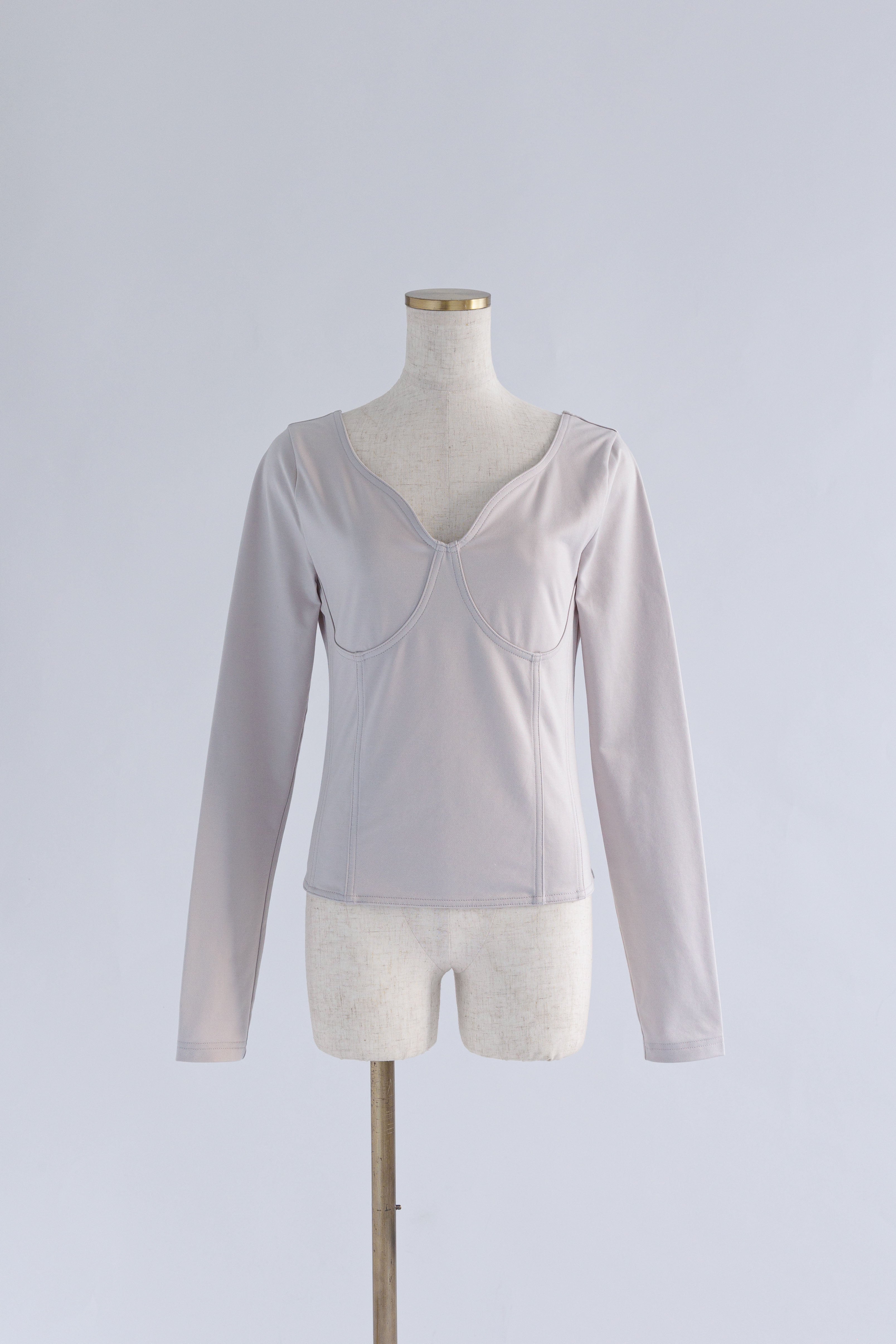 着用カラー:ライトグレー