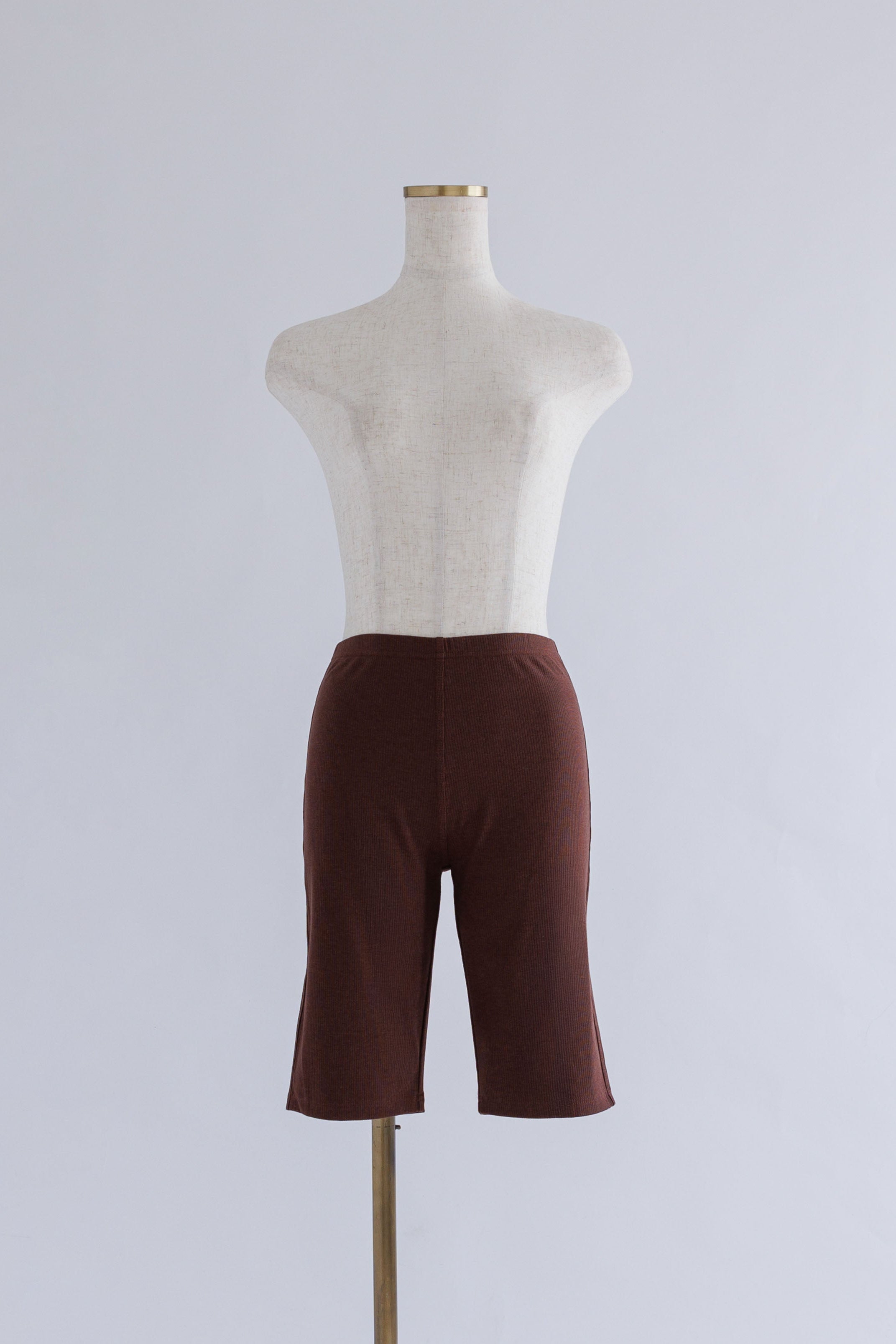 着用カラー:ブラウン