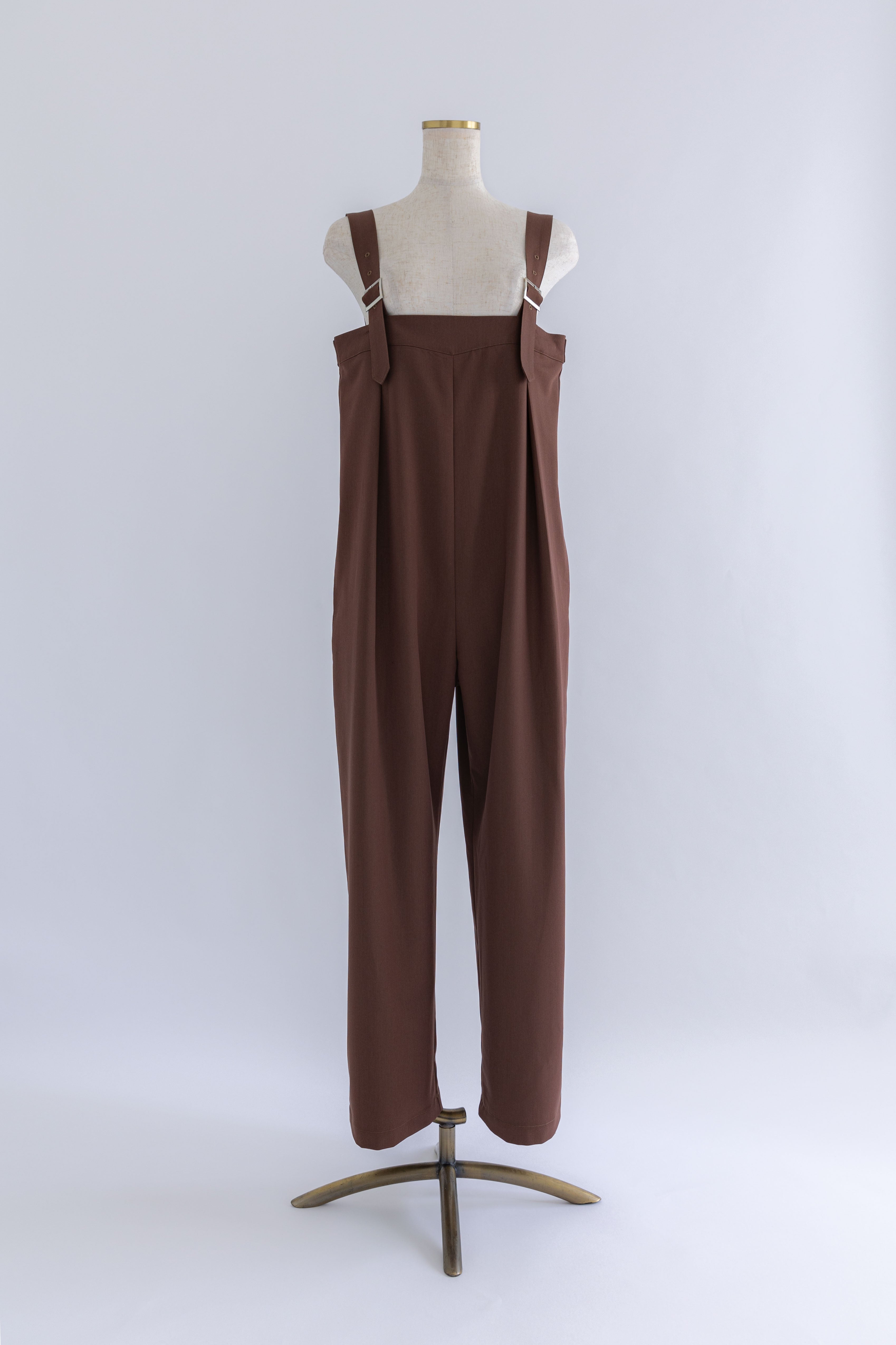 着用カラー:ブラウン