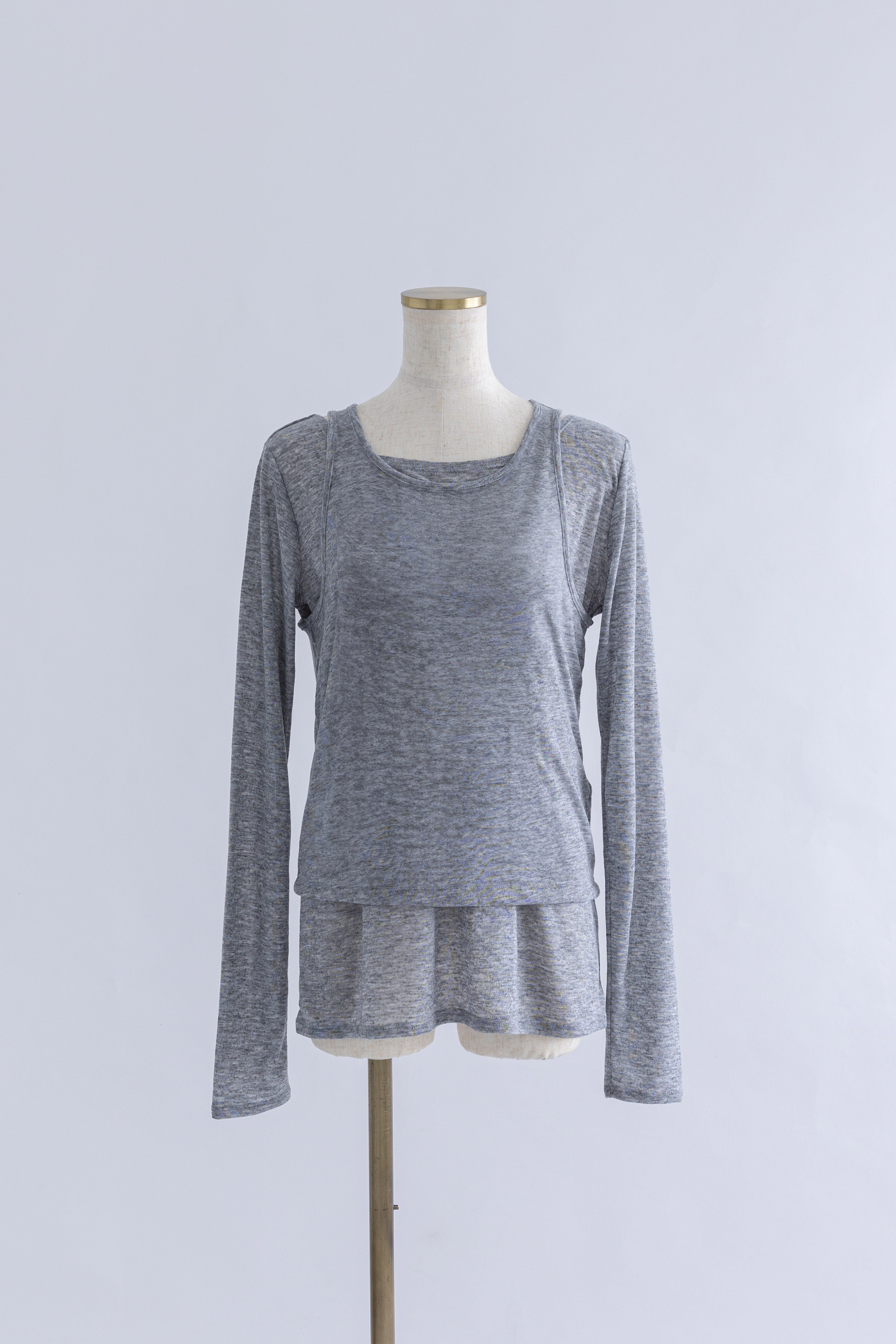 着用カラー:杢グレー