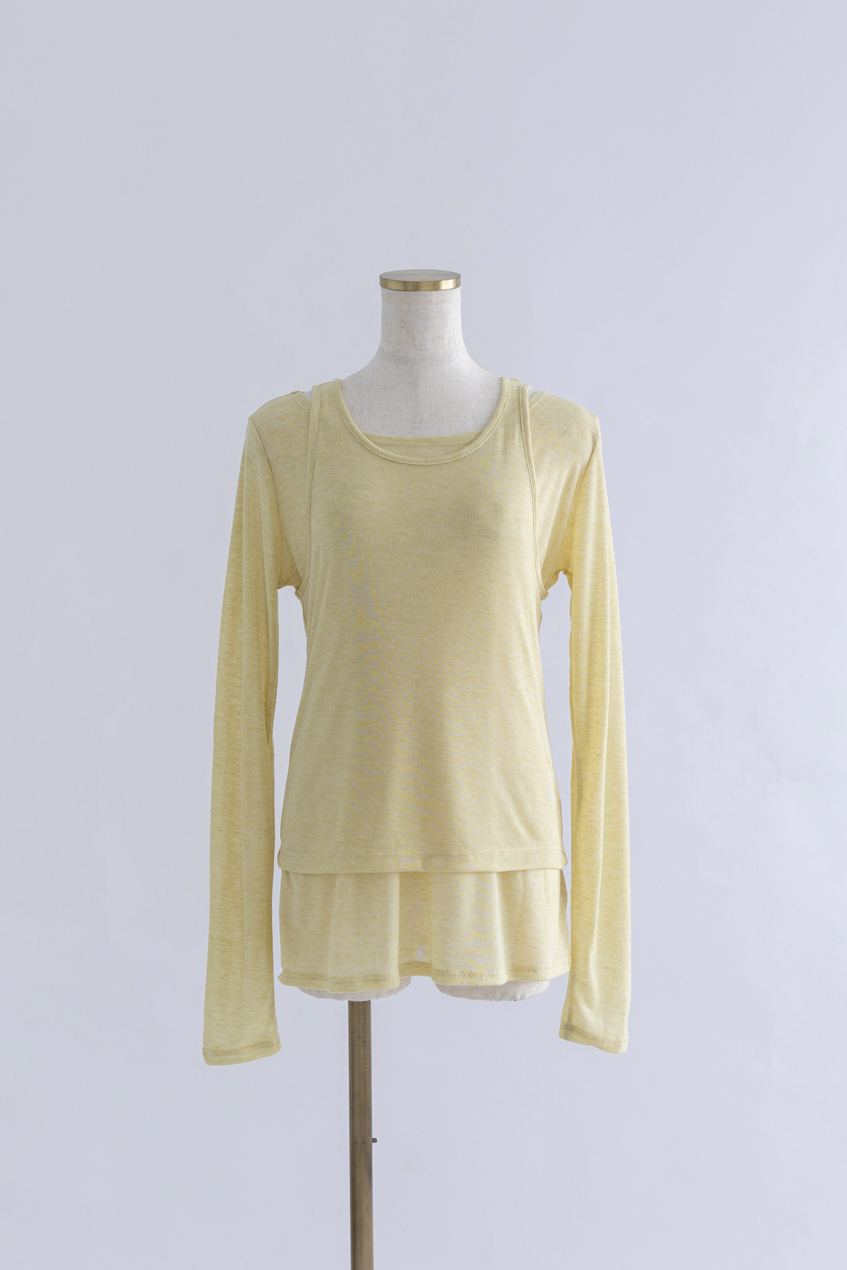 着用カラー:イエロー