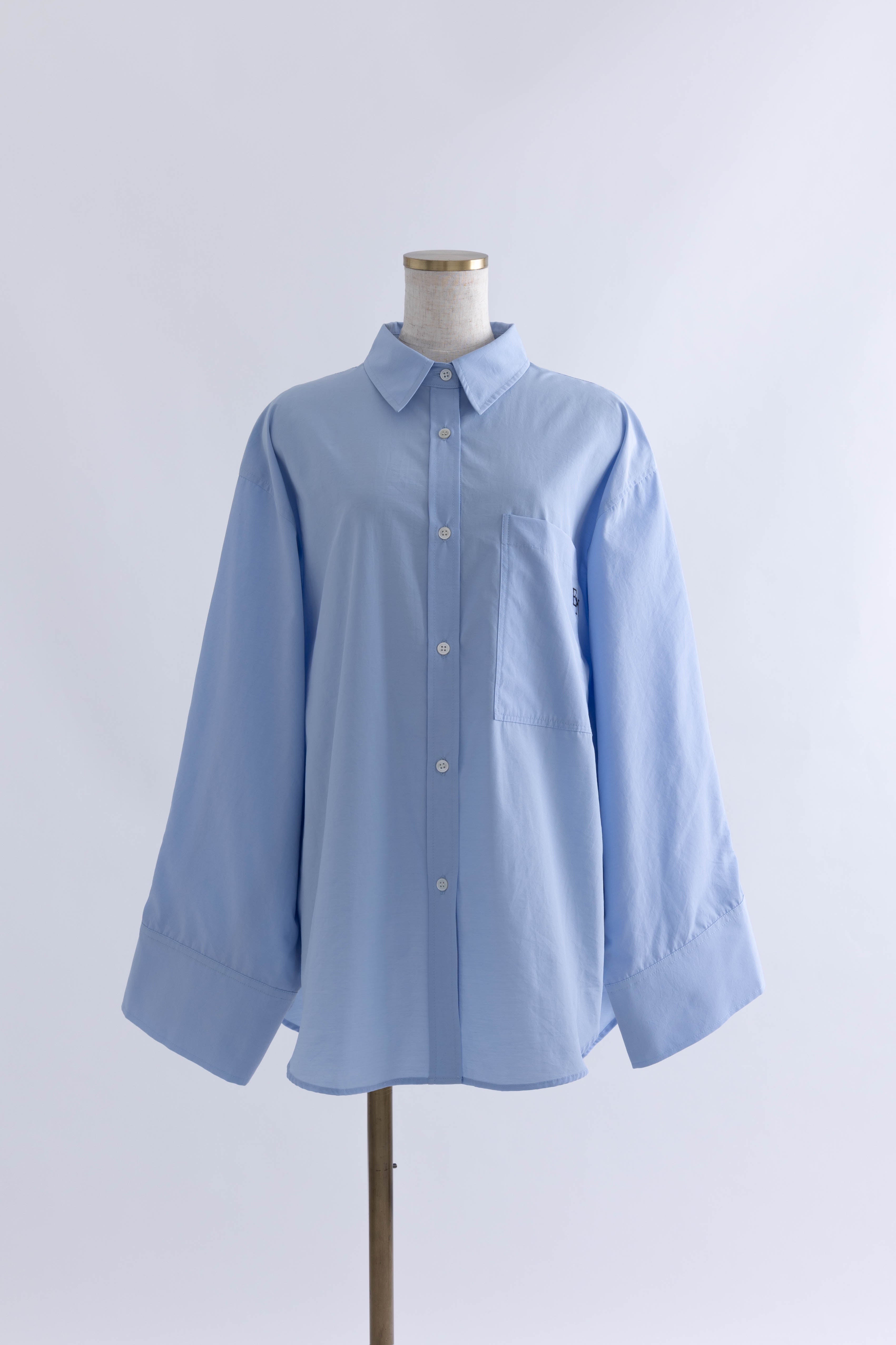 着用カラー:サックス