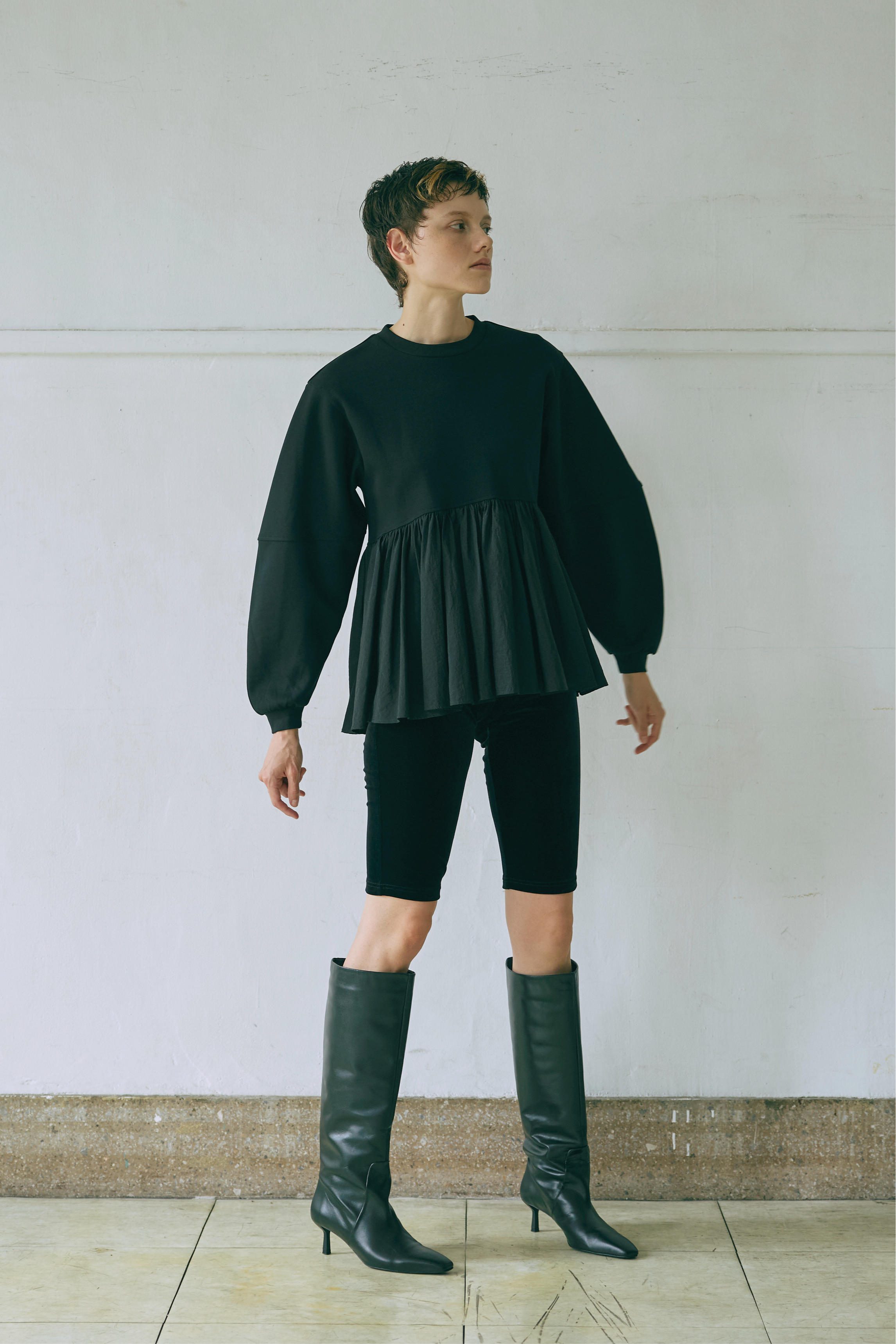 着用カラー:ブラック モデル身長:178cm