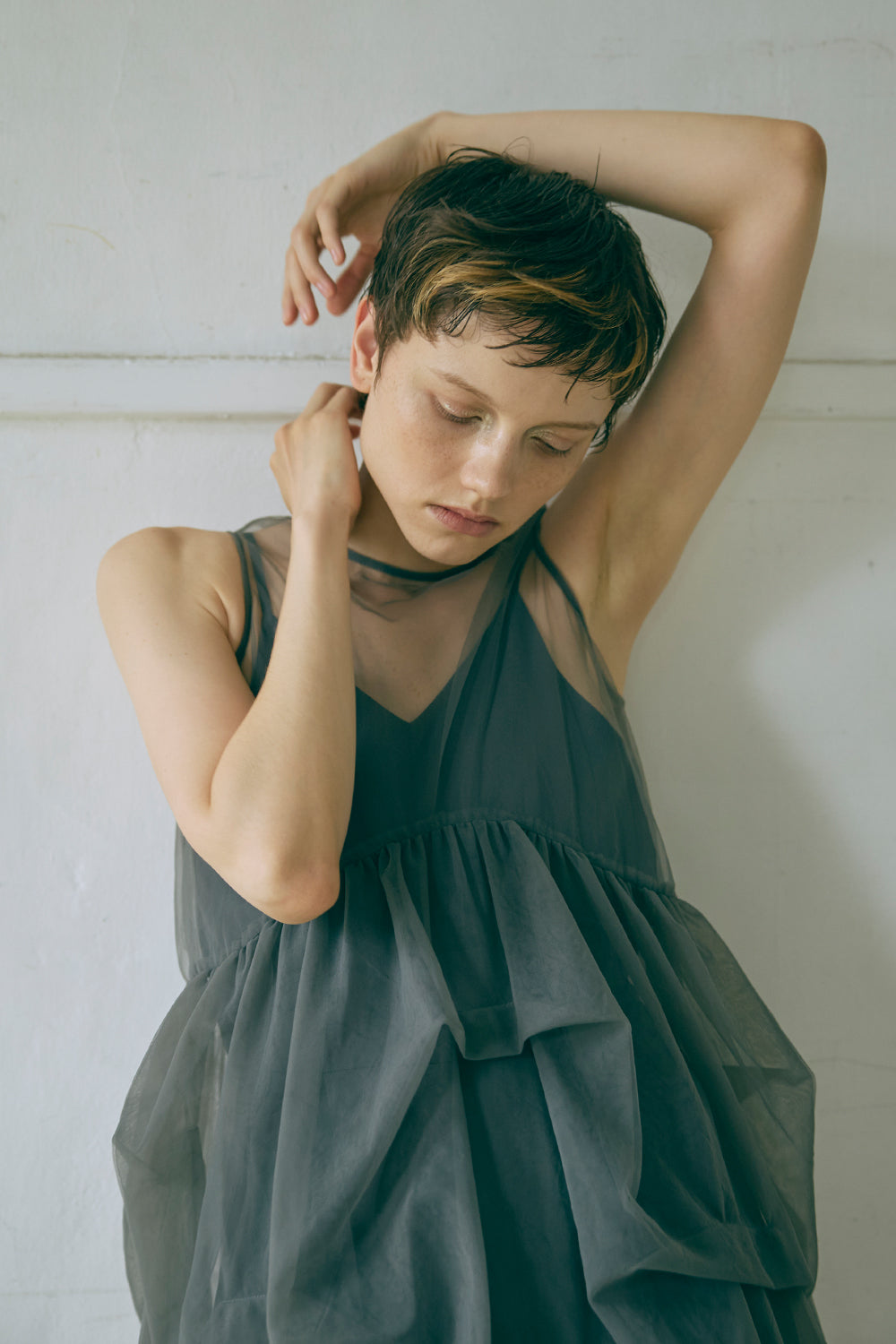 着用カラー:チャコール 着用サイズ:1 モデル身長:178cm