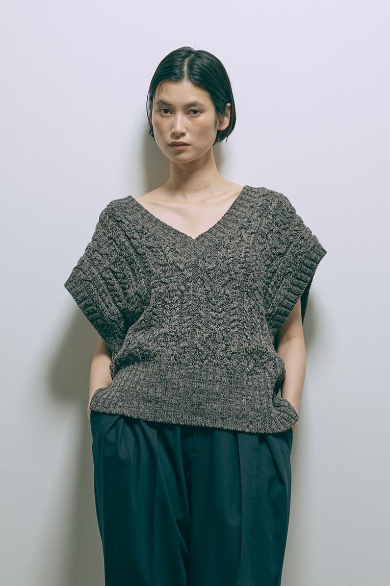 着用カラー:杢グレー モデル身長:170cm