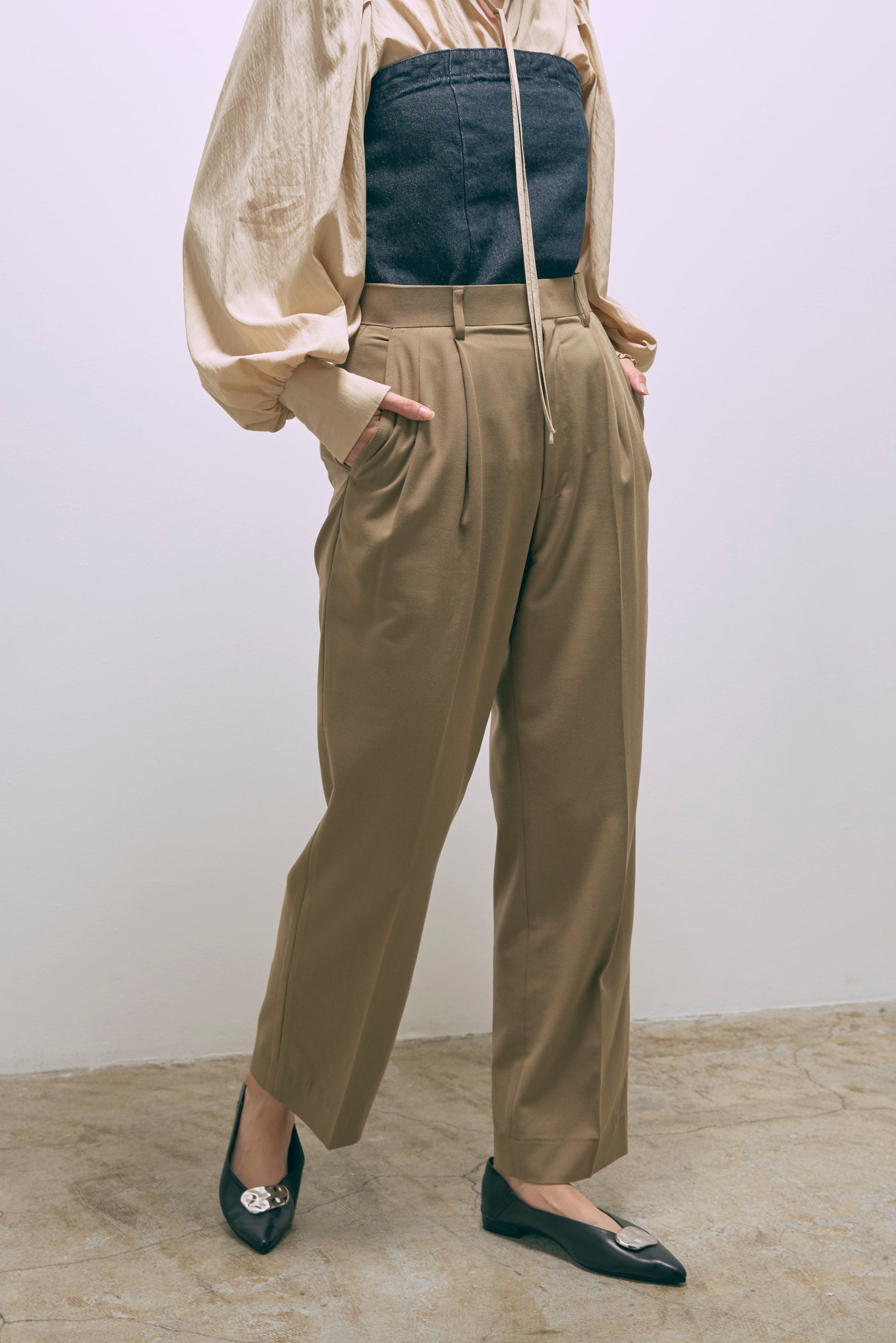 【Set Up】Tapered Trousers