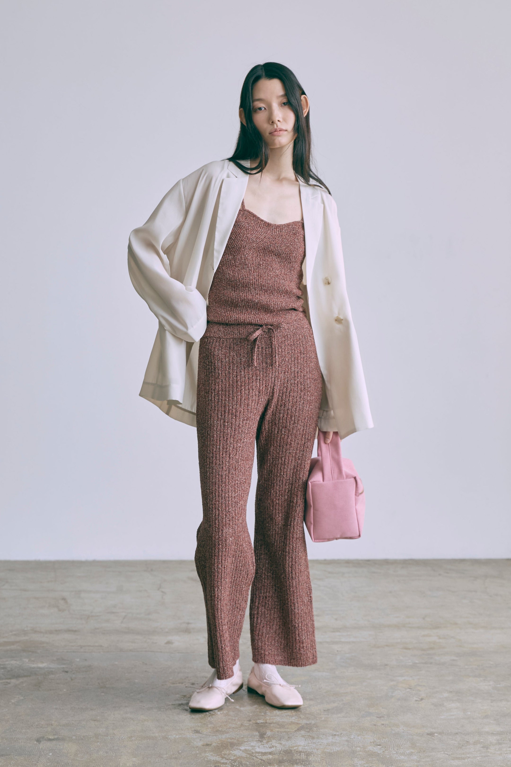 着用カラー:アイボリー モデル身長:174㎝