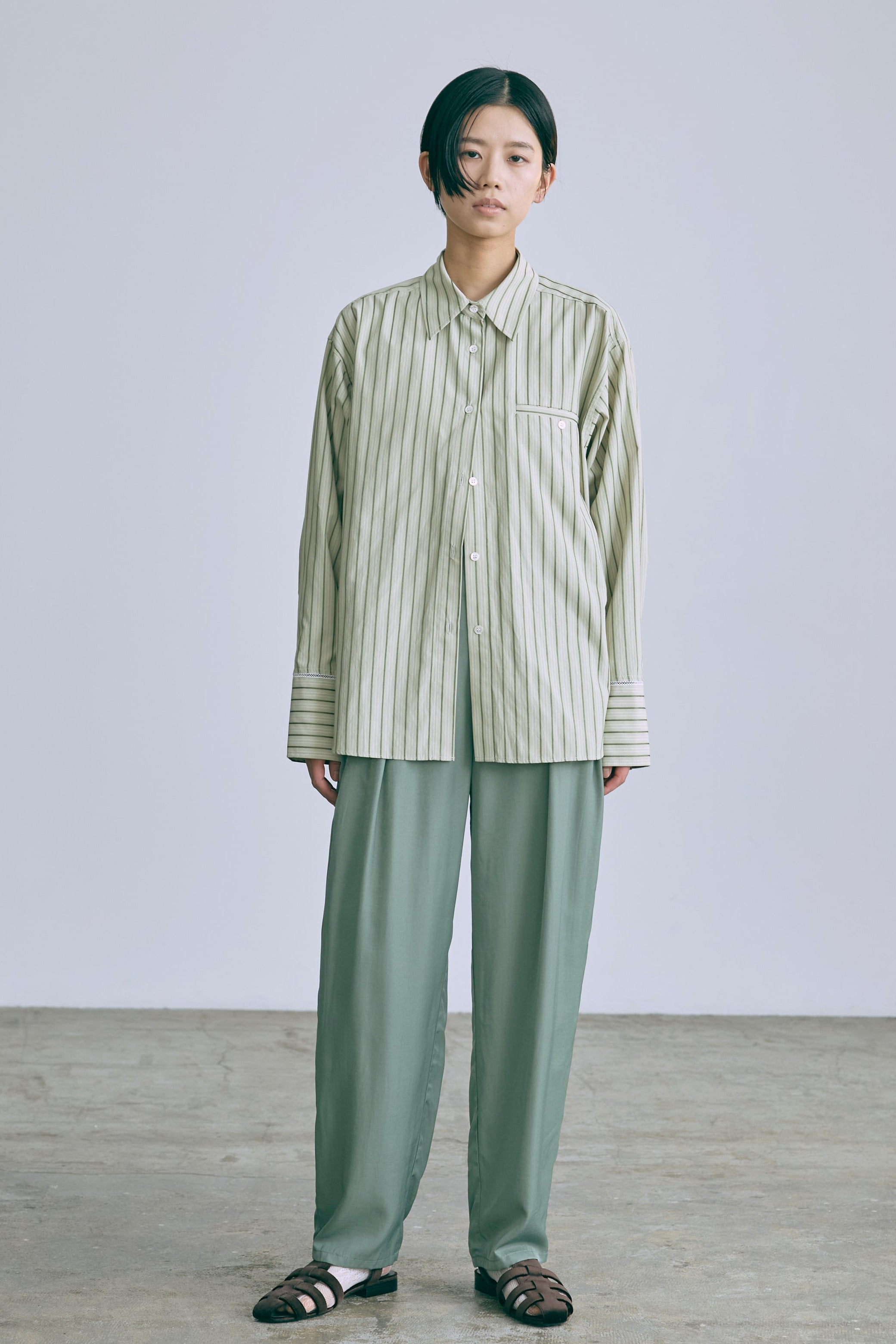 着用カラー:グリーン モデル身長:170cm