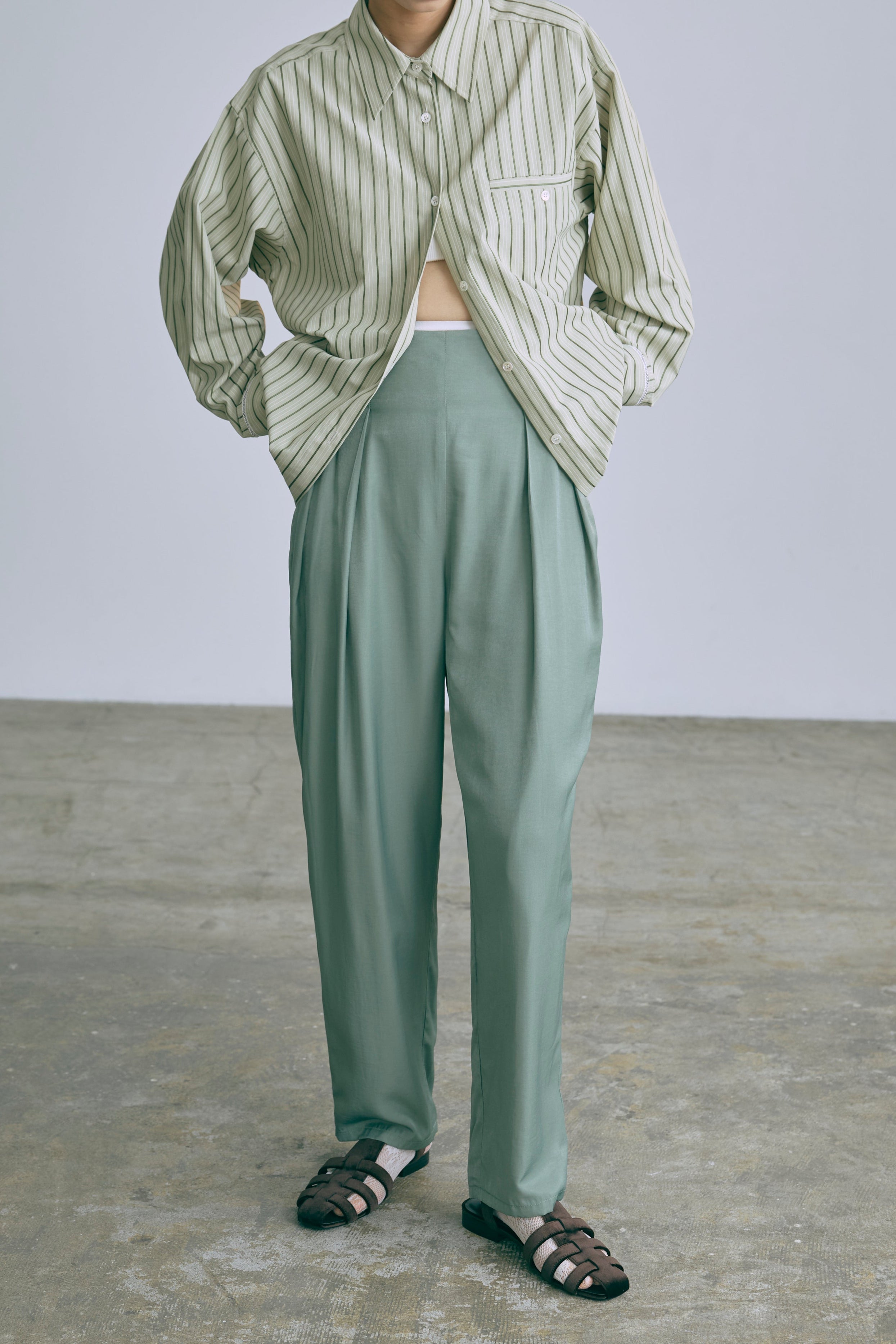 着用カラー:グリーン 着用サイズ:1サイズ モデル身長:170cm