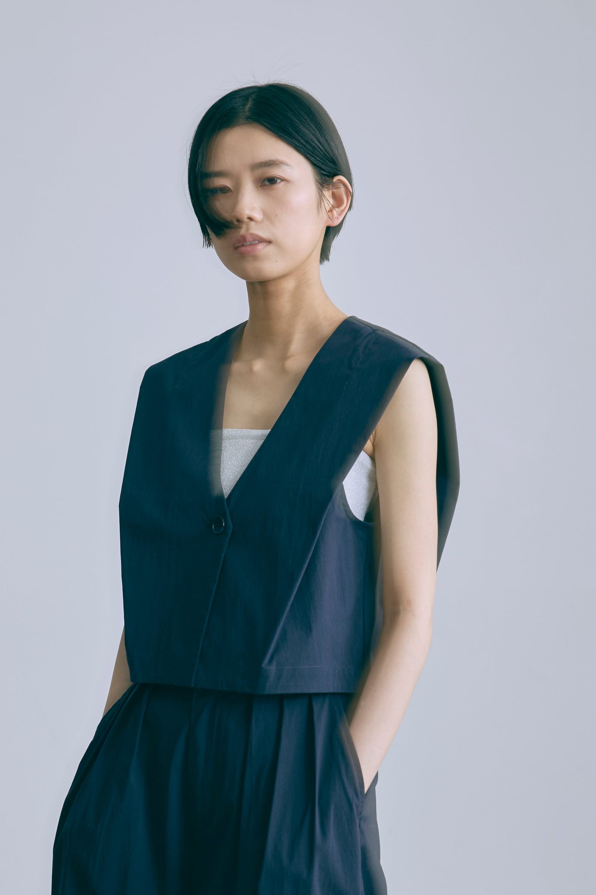 着用カラー:ネイビー モデル身長:170cm