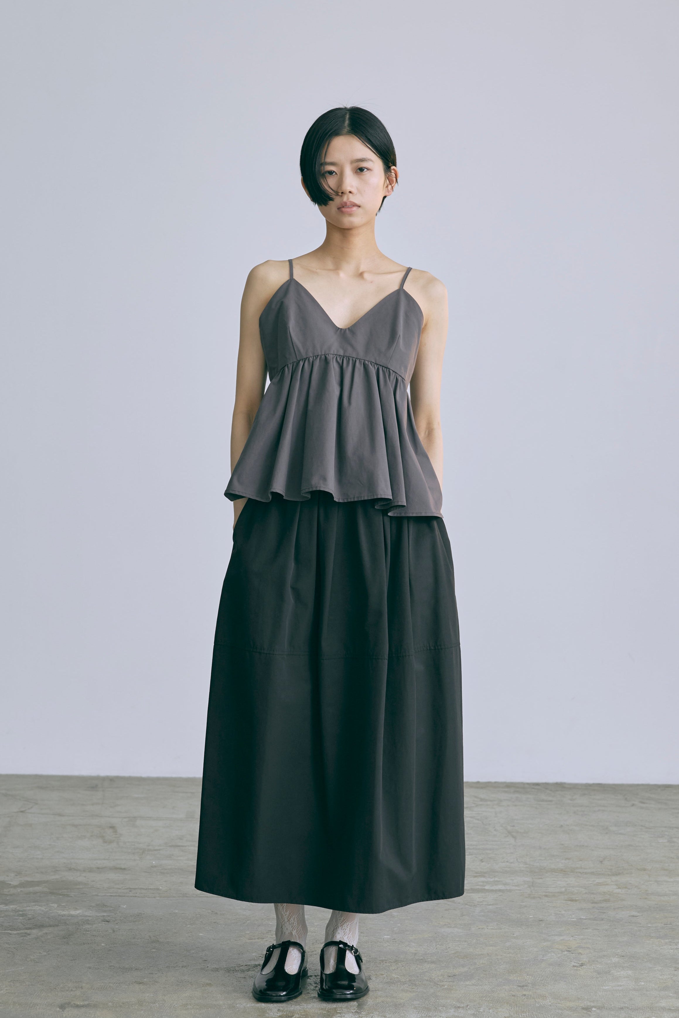 着用カラー:チャコール モデル身長:170cm