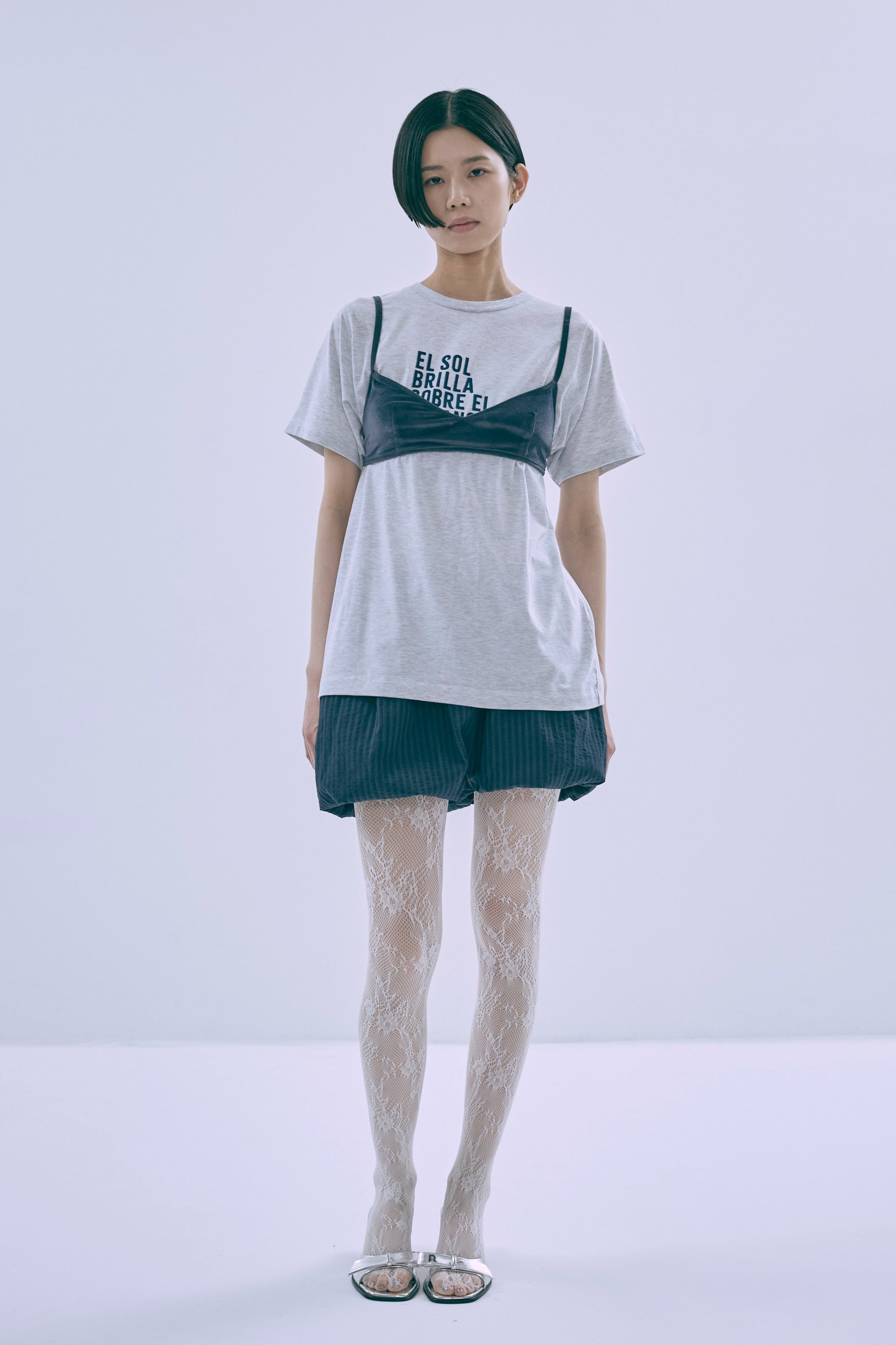 着用カラー:オートミール モデル身長:170cm