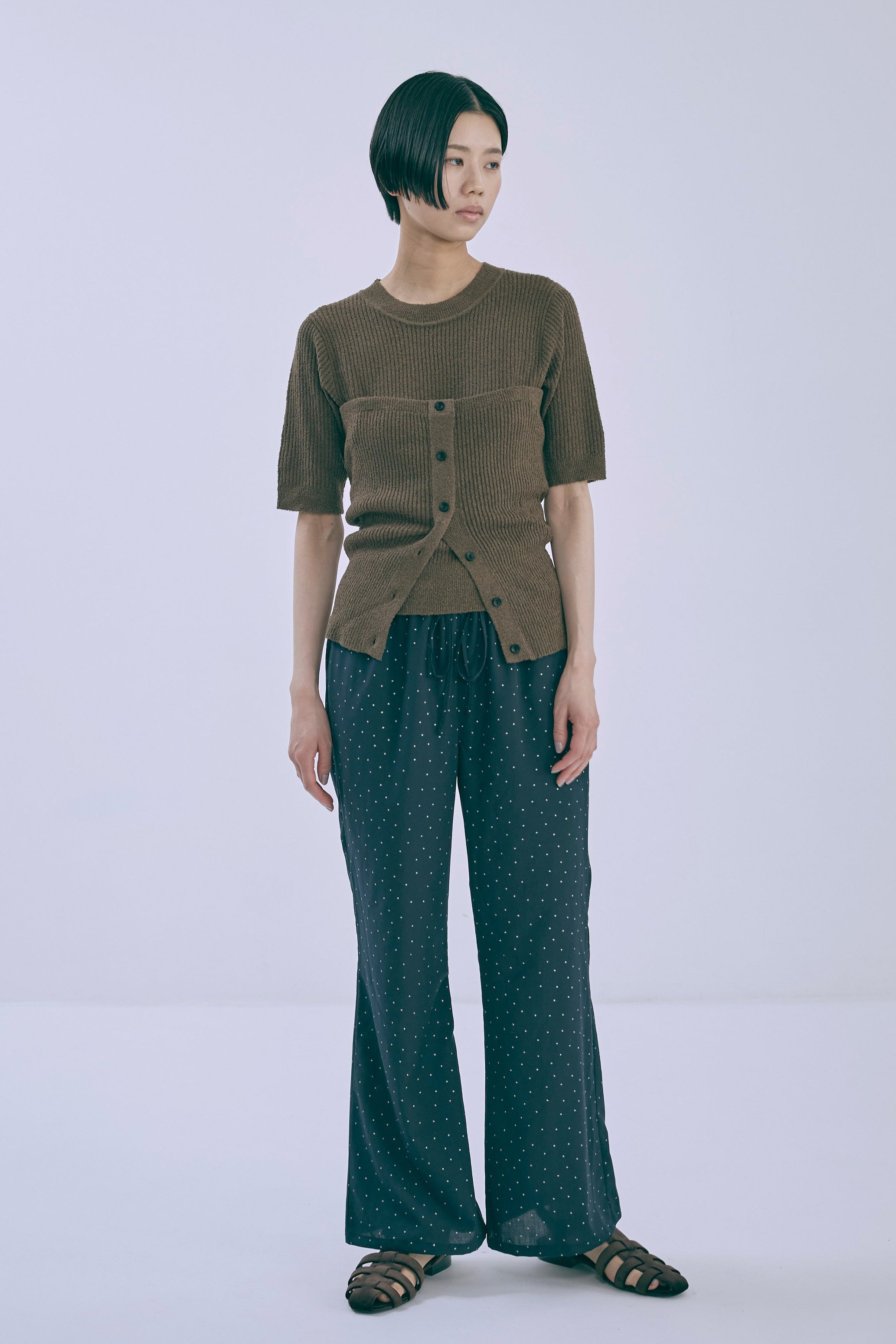 着用カラー:ネイビー モデル身長:170cm