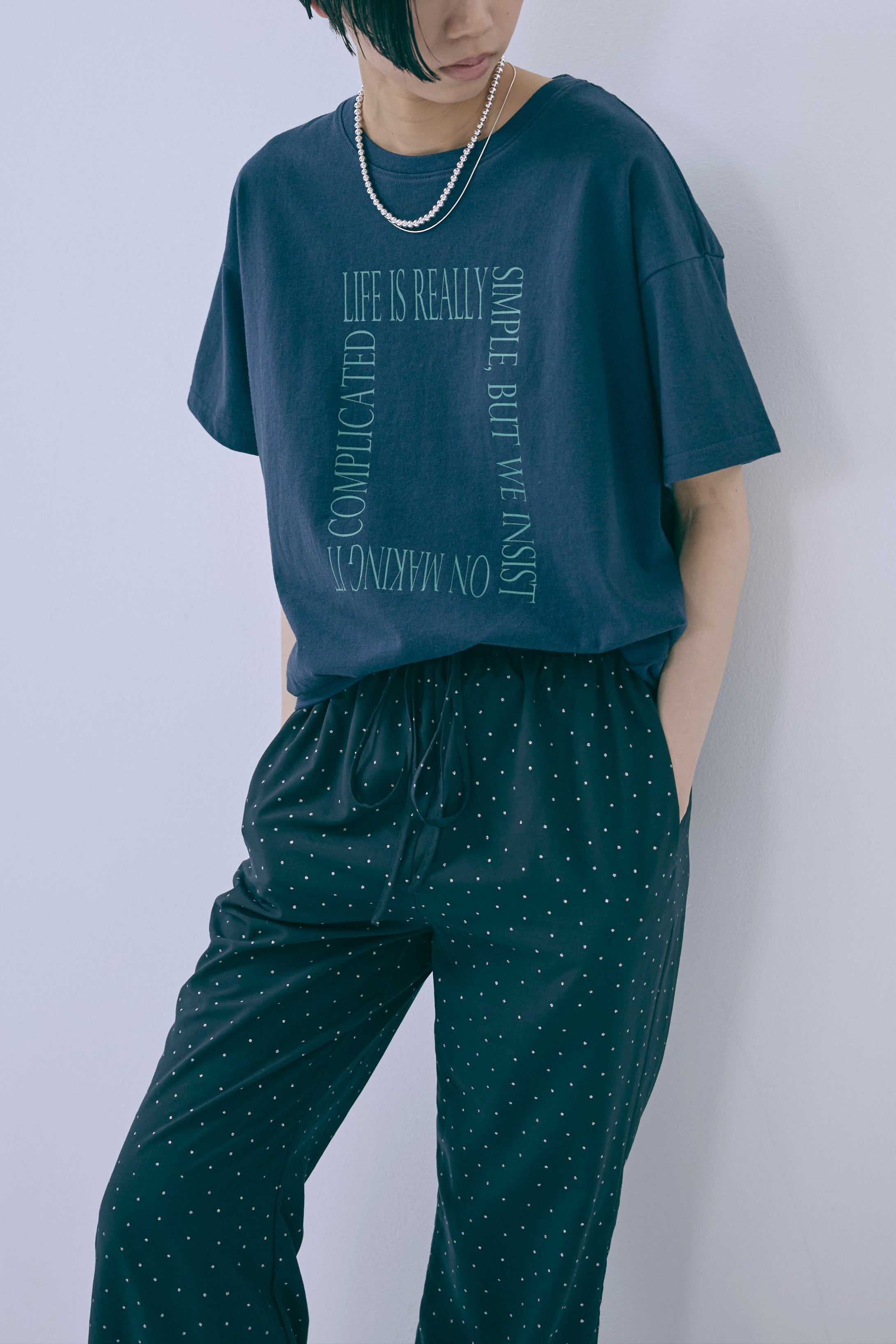 着用カラー:ネイビー モデル身長:170cm