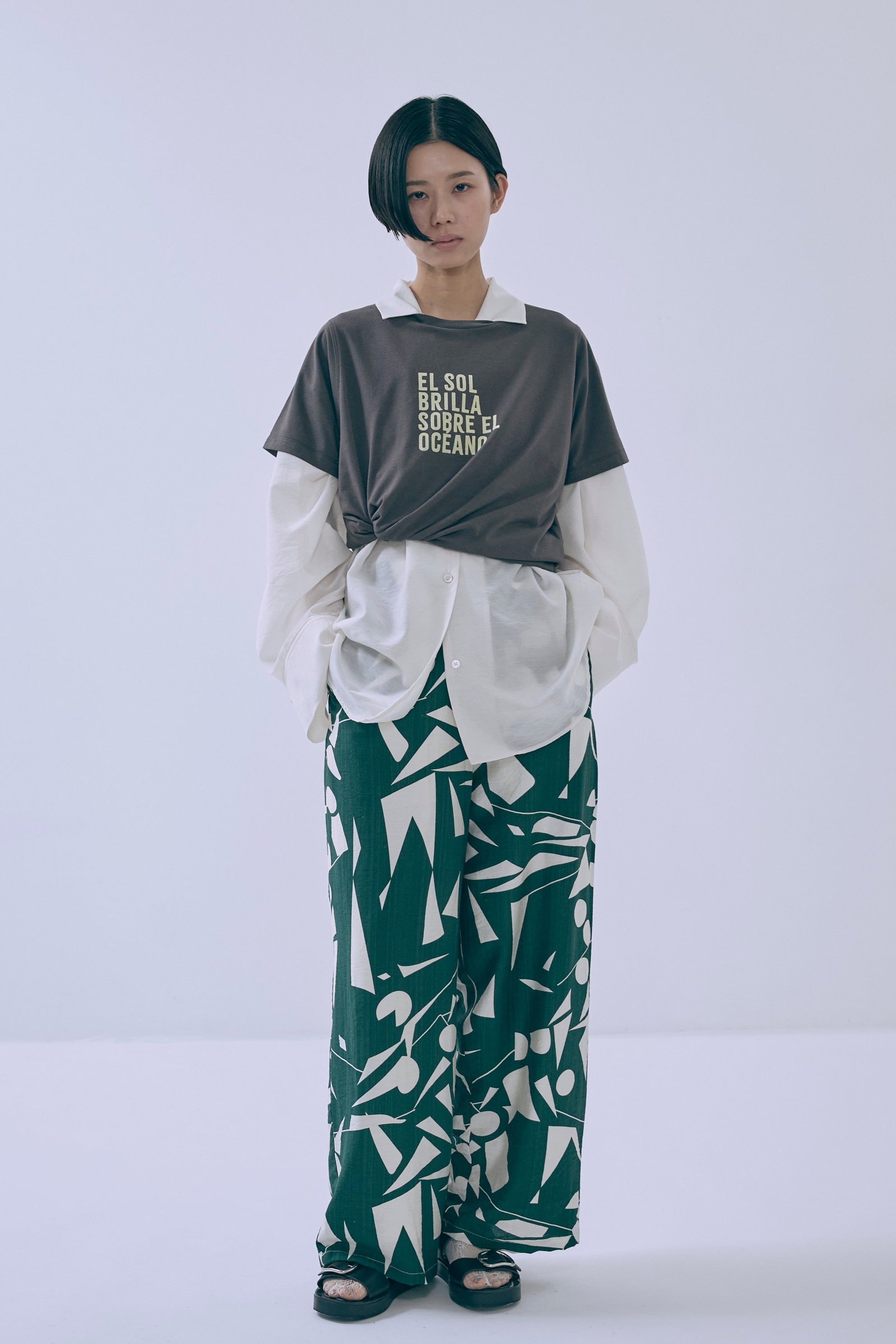 着用カラー:グリーン モデル身長:170cm