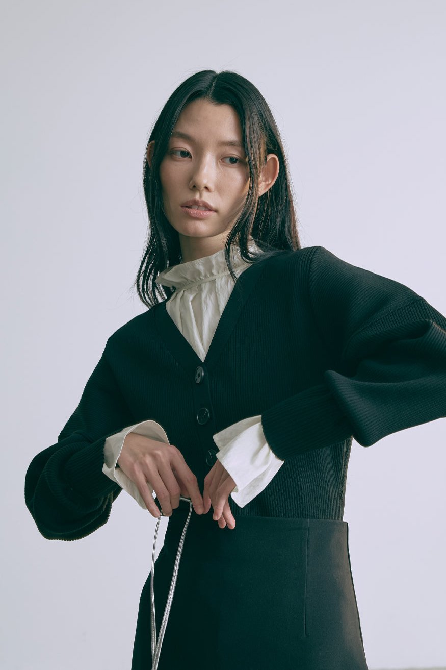 着用カラー:オフホワイト モデル身長:174cm