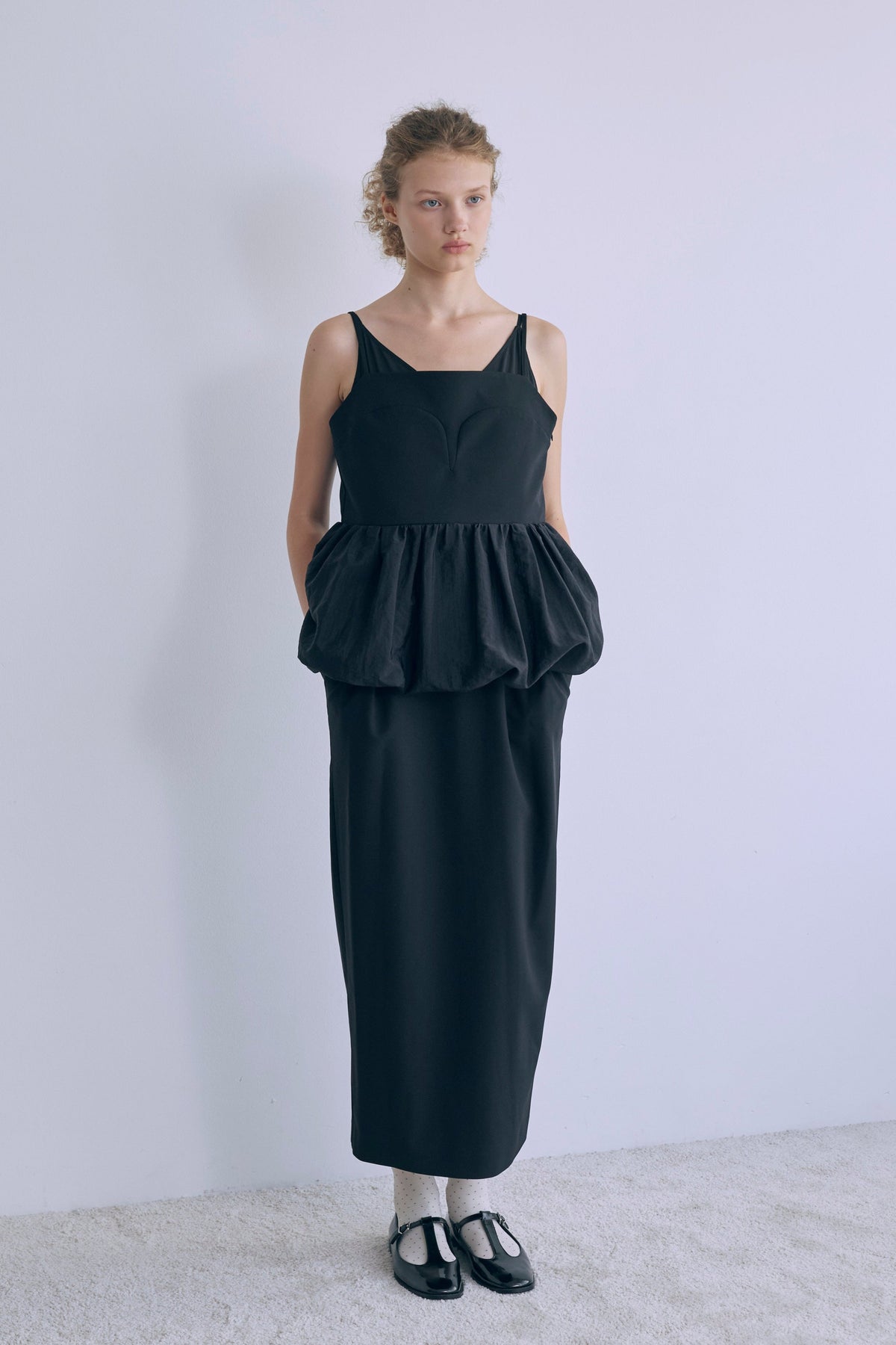 【Dress】Avant-Bloom Dress ブラック size:1 model:176cm DARIA