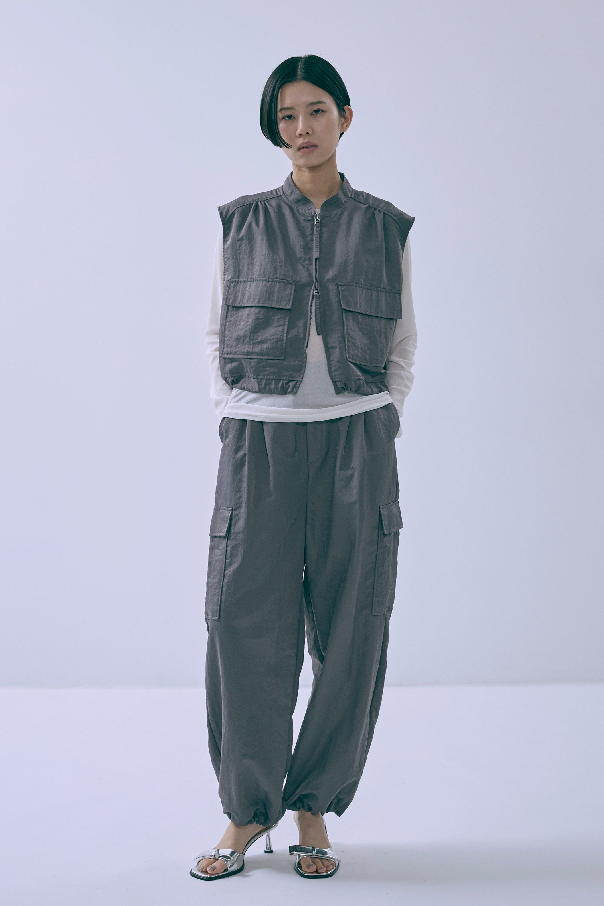 着用カラー:グレー モデル身長:170cm