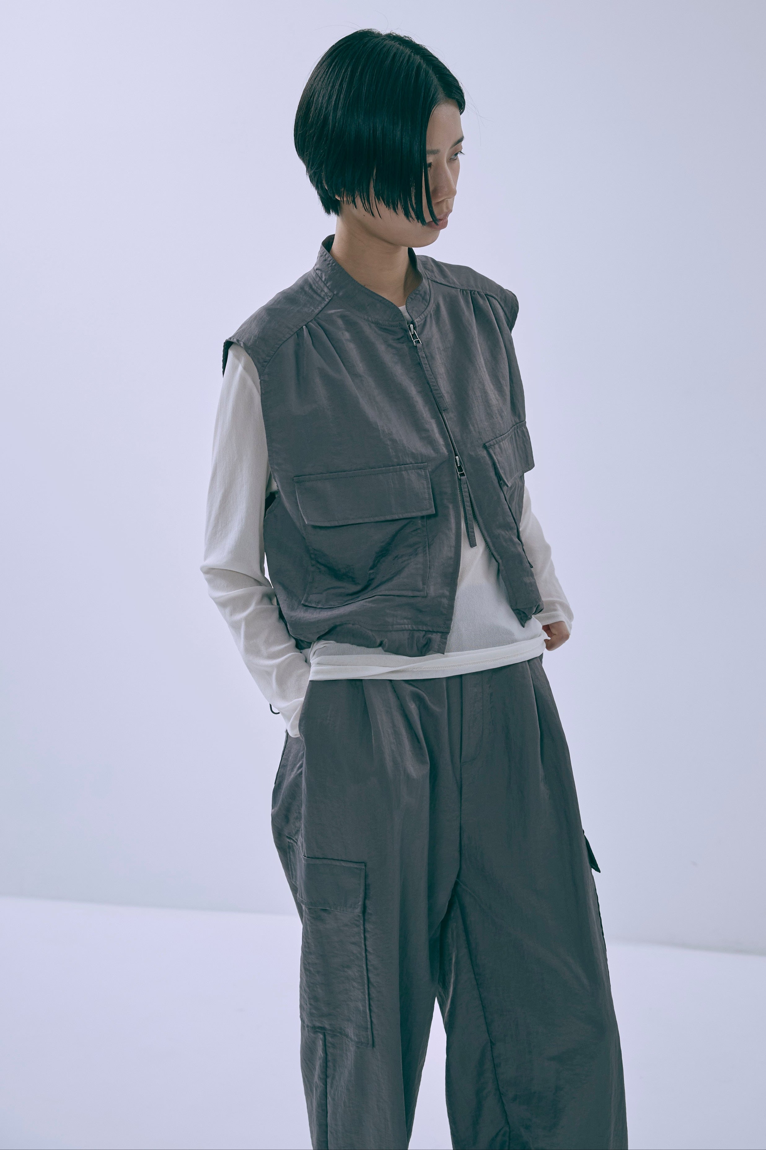 着用カラー:グレー モデル身長:170cm