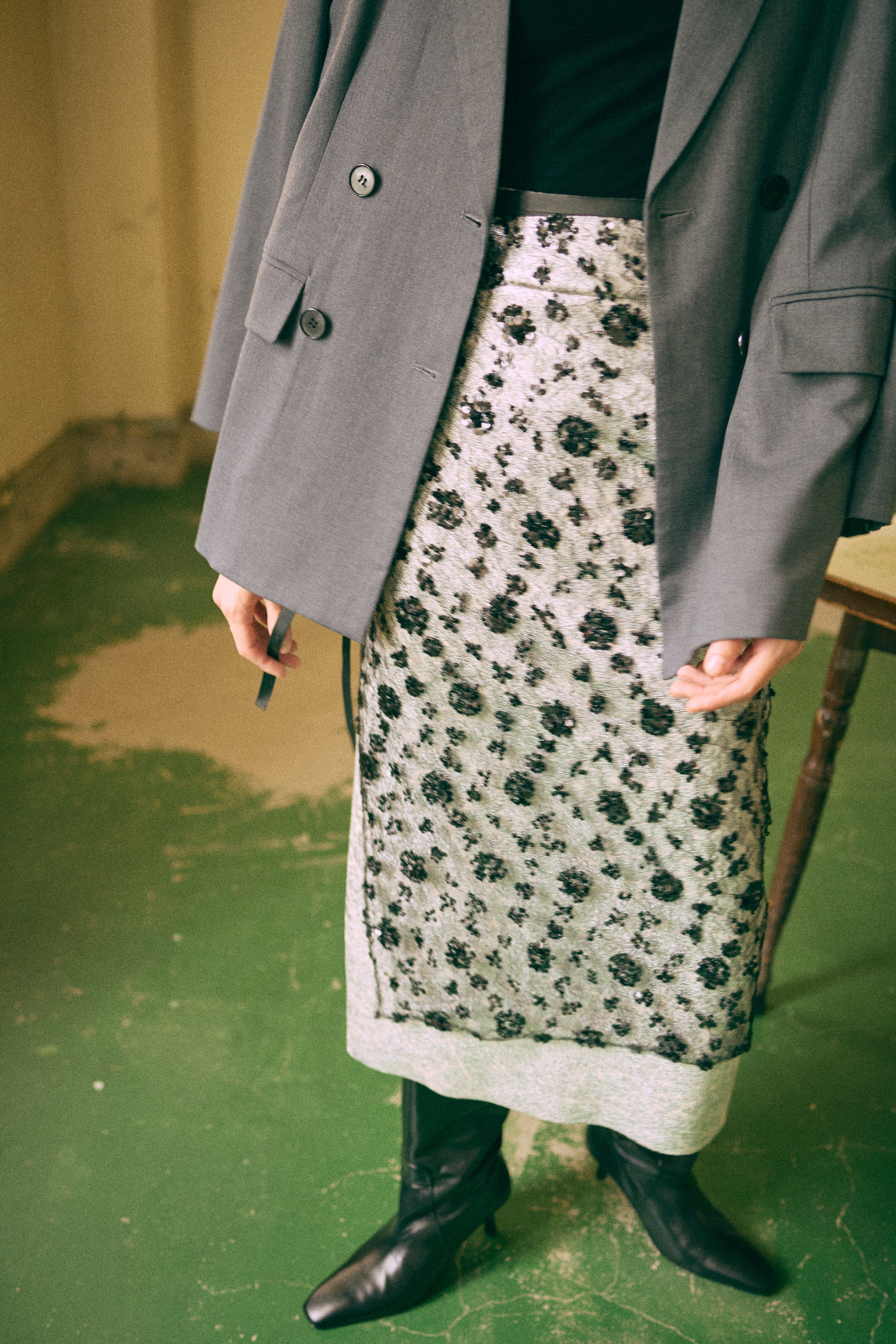 着用カラー:シルバー モデル身長:178cm