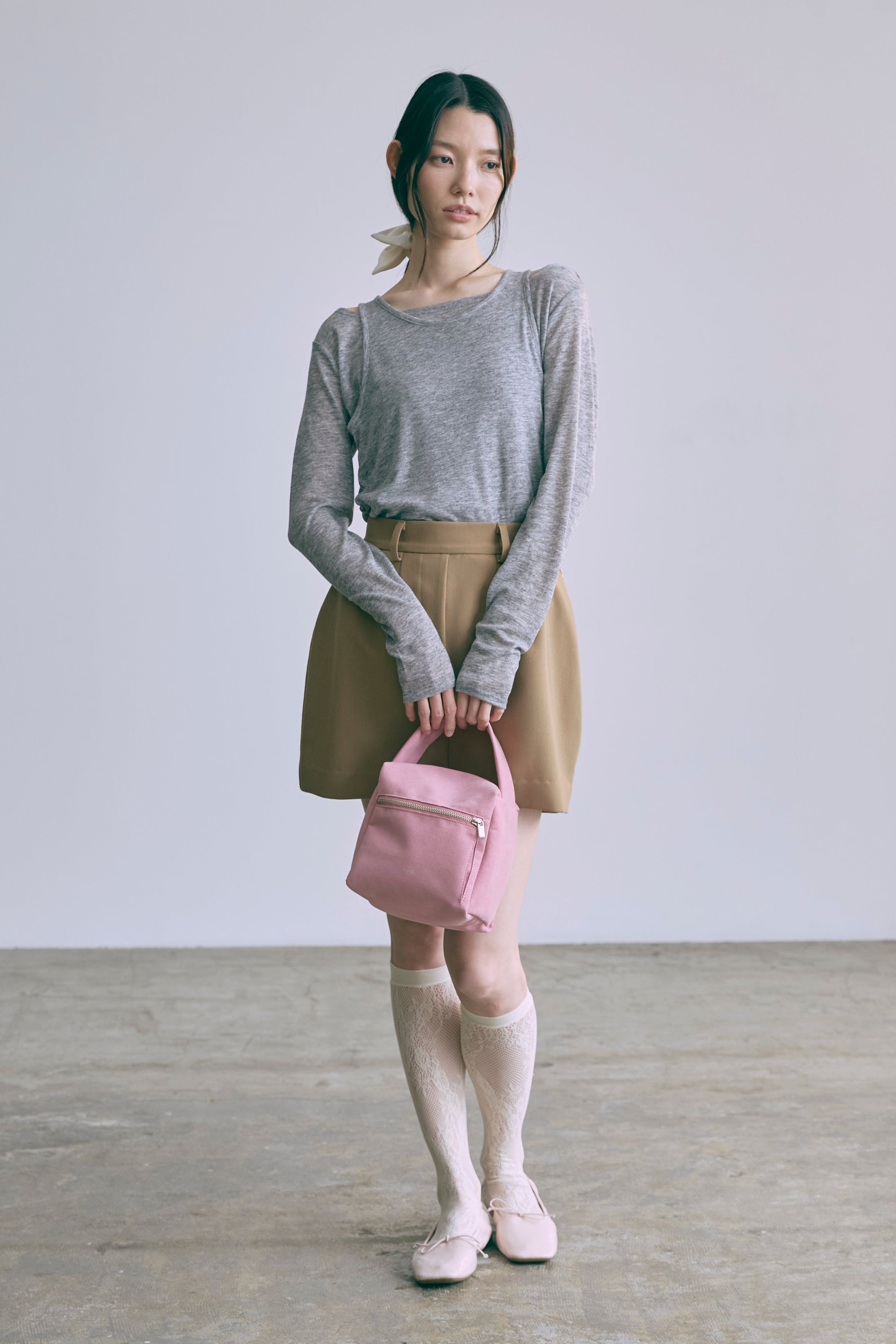 着用カラー:杢グレー モデル身長:174㎝