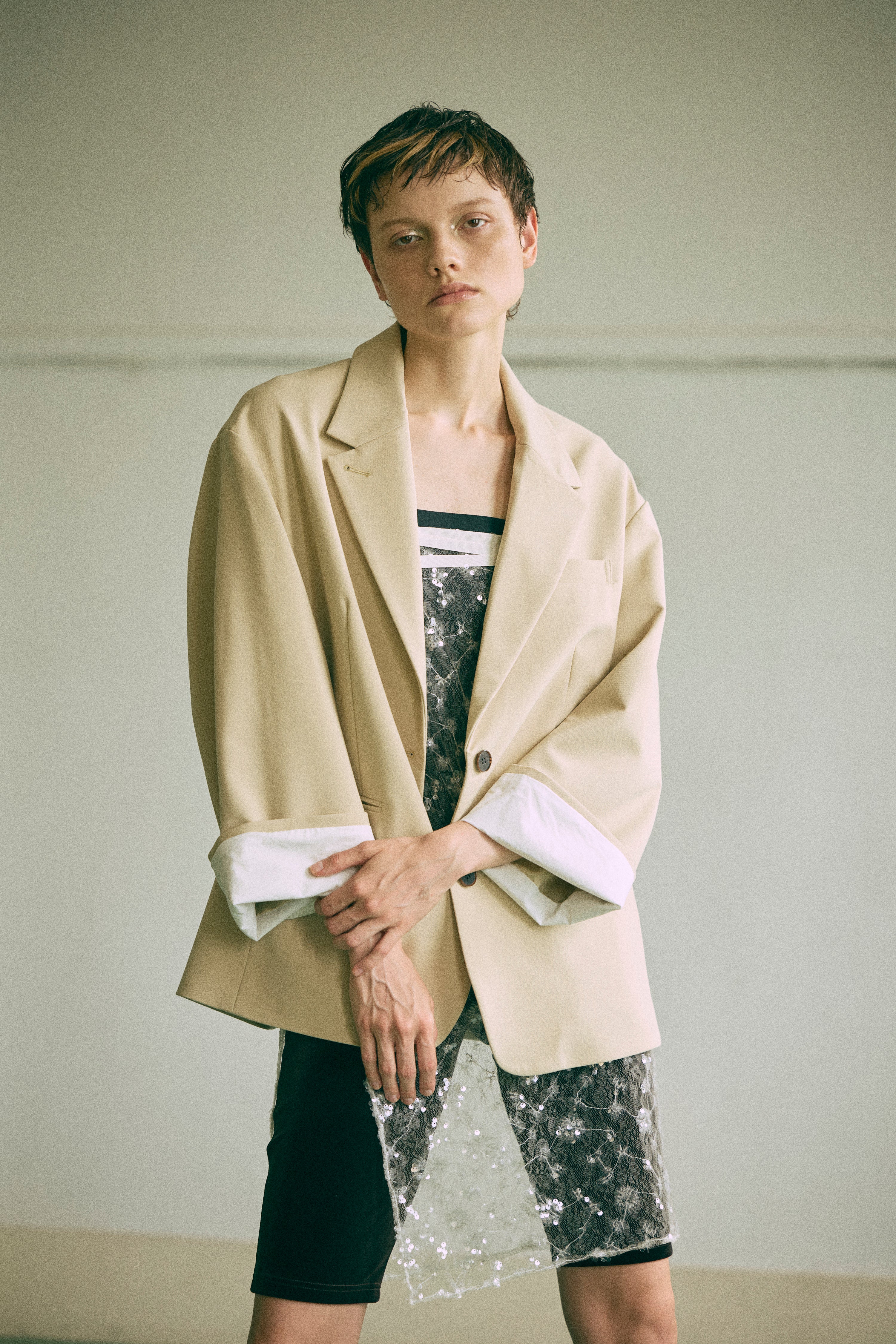 着用カラー:ブラウン モデル身長:178cm