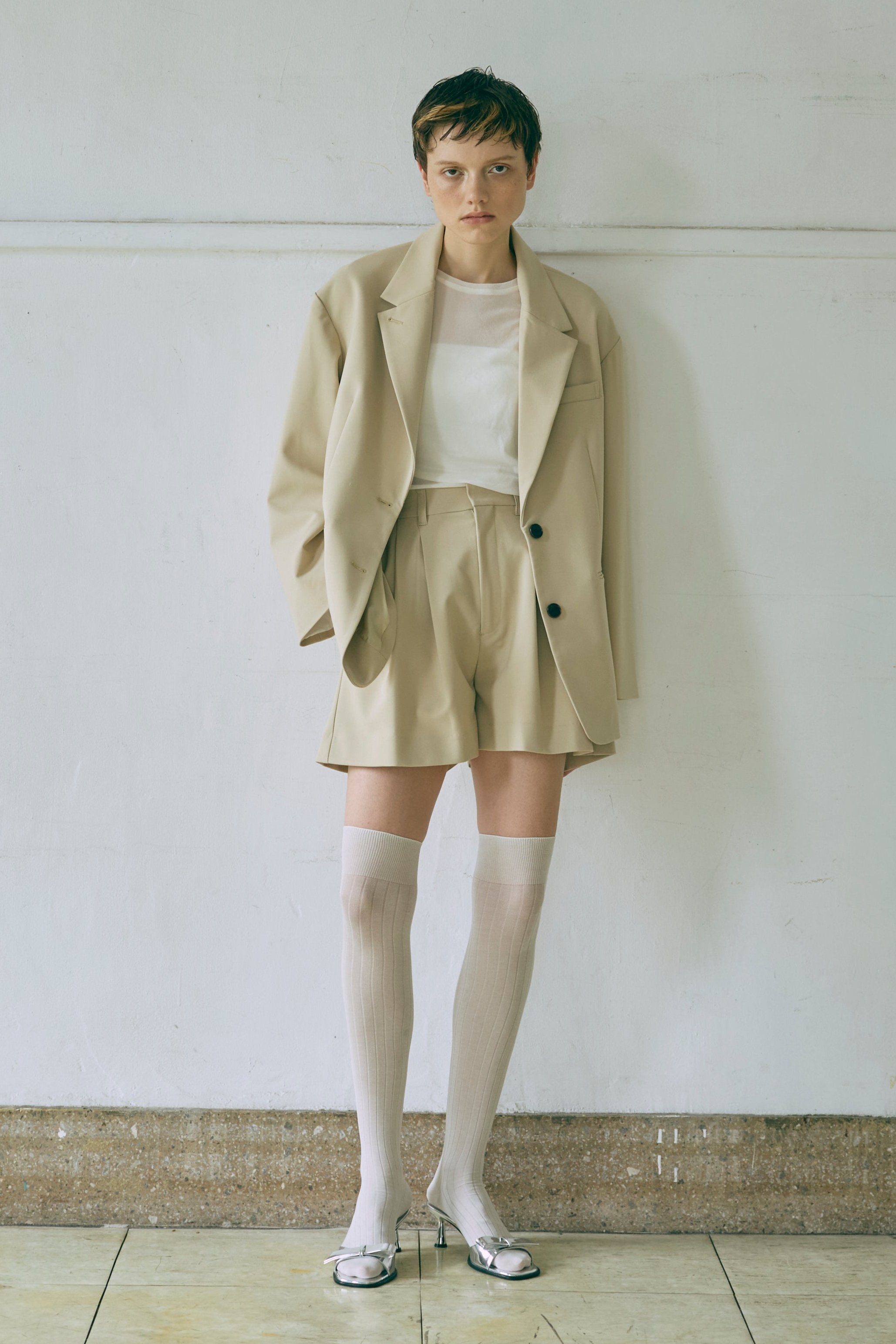 着用カラー:イエロー 着用サイズ:1 モデル身長:178cm