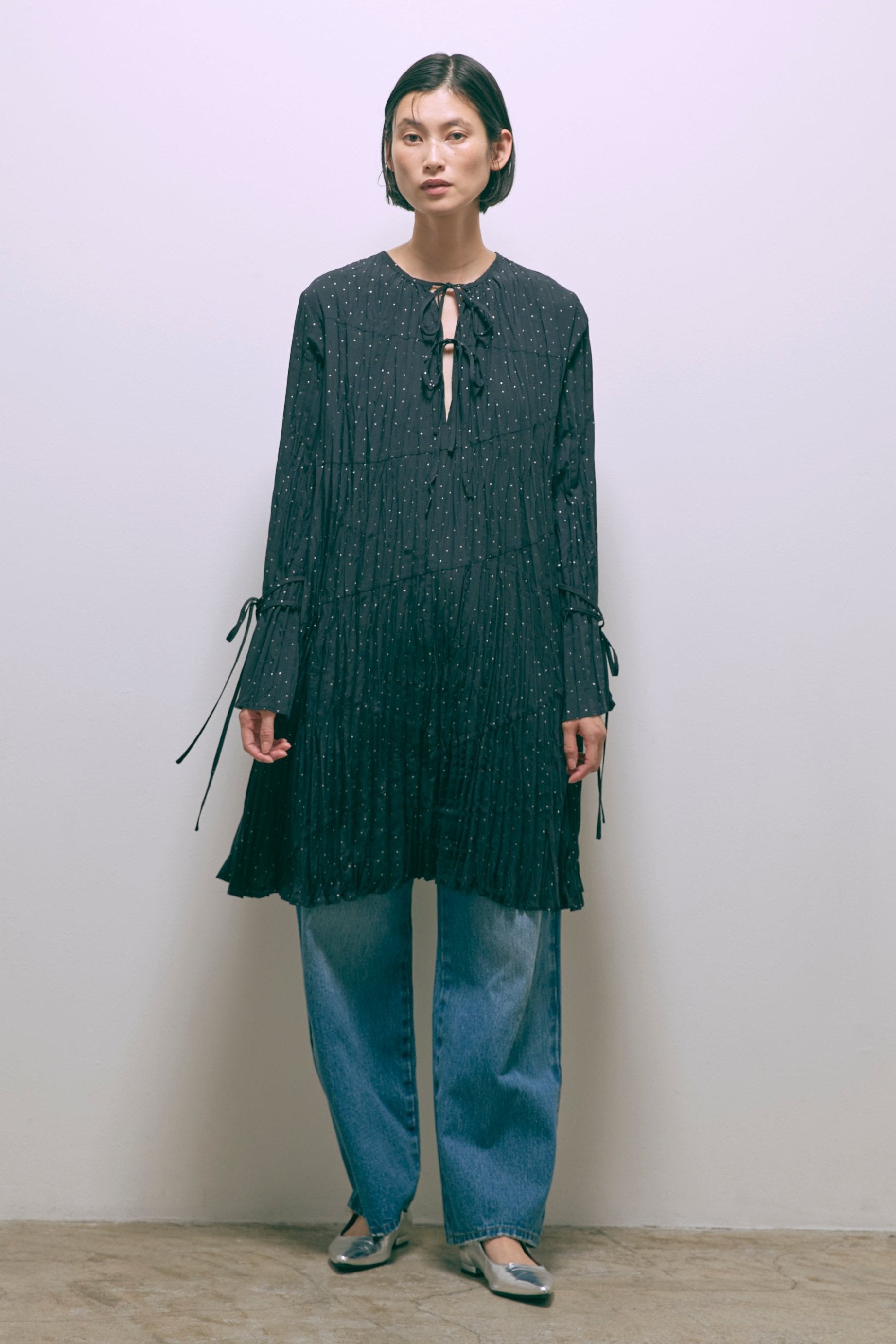 着用カラー:ネイビー モデル身長:170cm