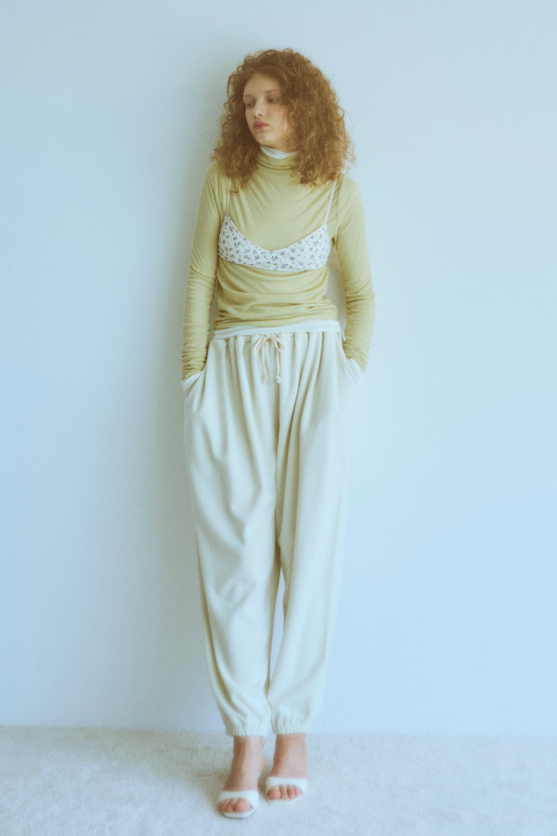 着用カラー:アイボリー 着用サイズ:1 モデル身長:176cm