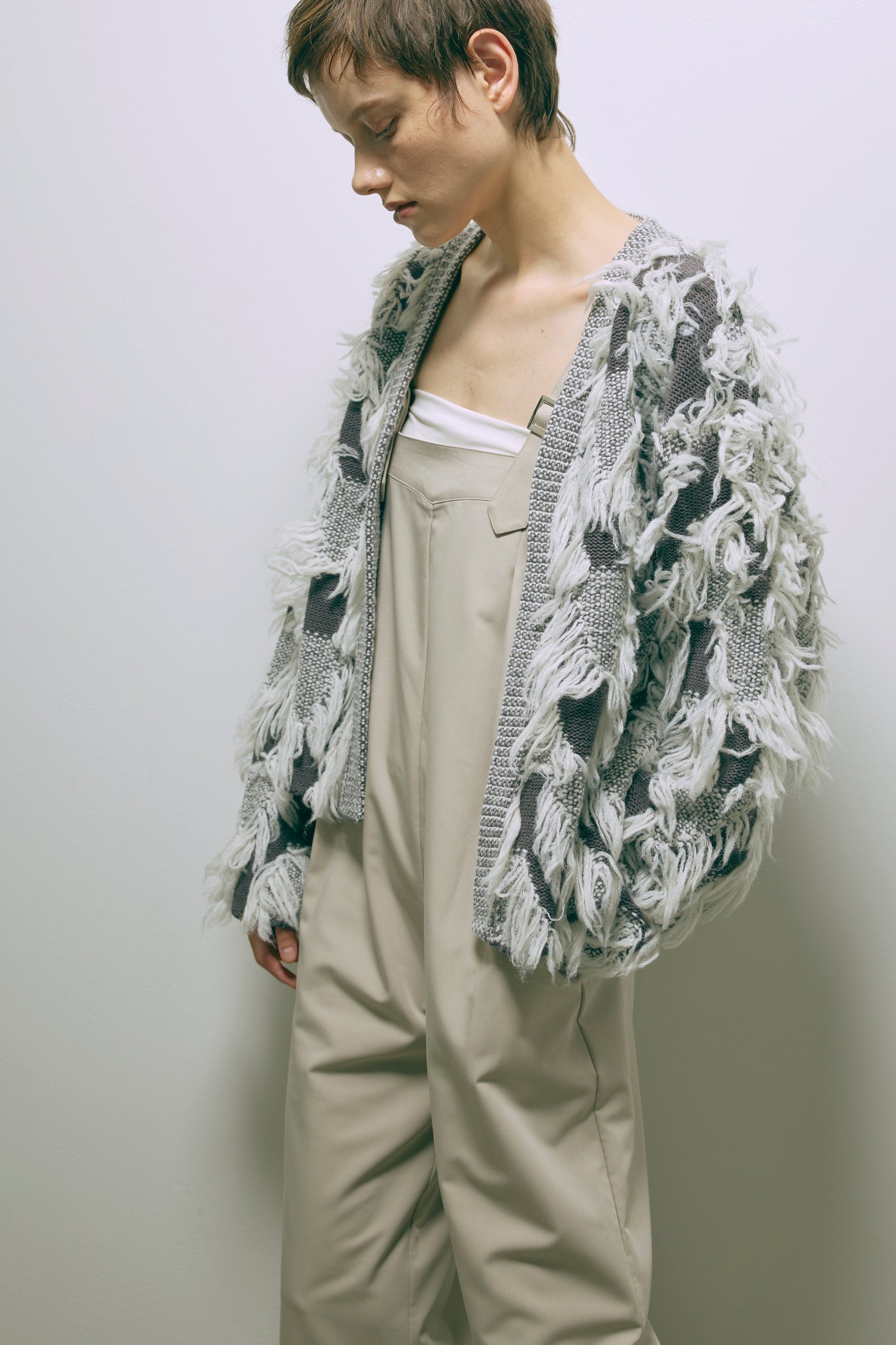 着用カラー:グレージュ モデル身長:178cm